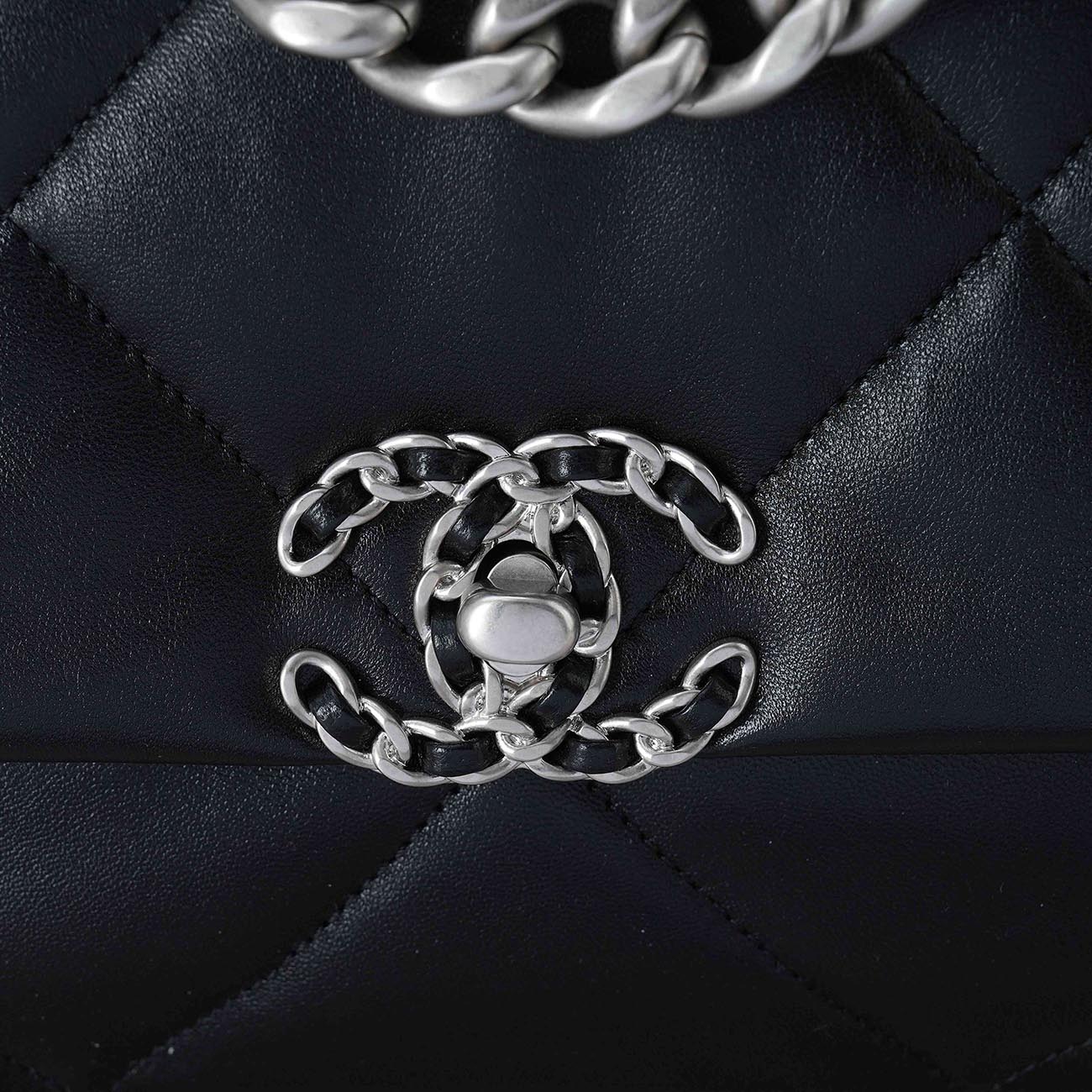 CHANEL(USED)샤넬 19백 스몰