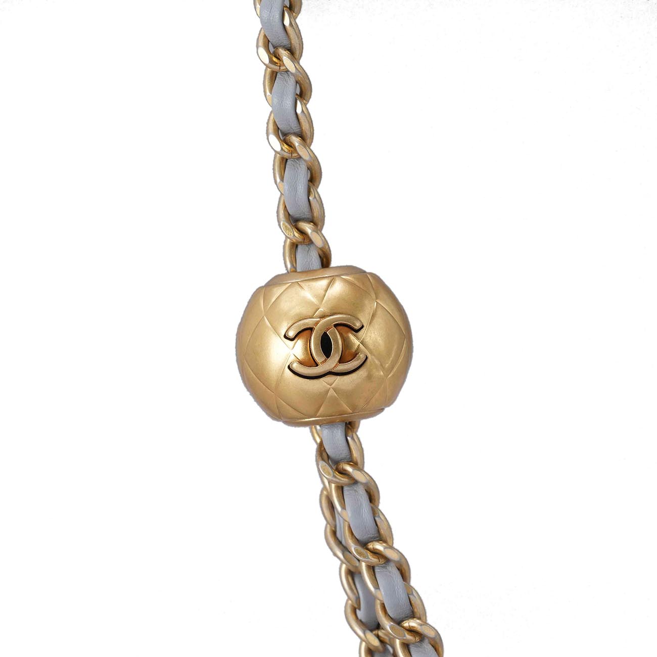 CHANEL(USED)샤넬 램스킨 뉴미니 골든볼 플랩백