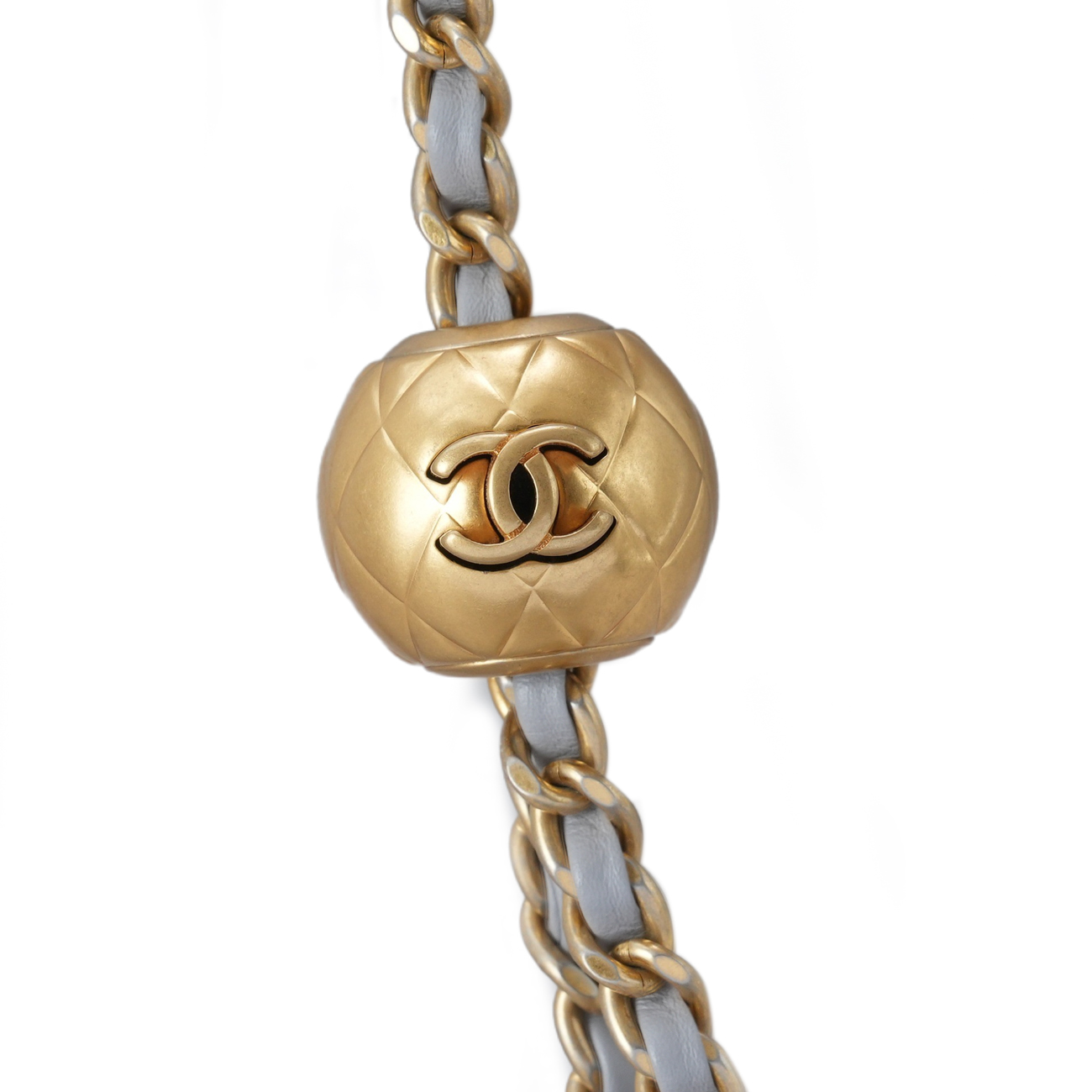 CHANEL(USED)샤넬 램스킨 뉴미니 골든볼 플랩백
