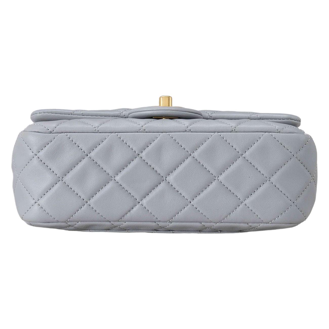 CHANEL(USED)샤넬 램스킨 뉴미니 골든볼 플랩백