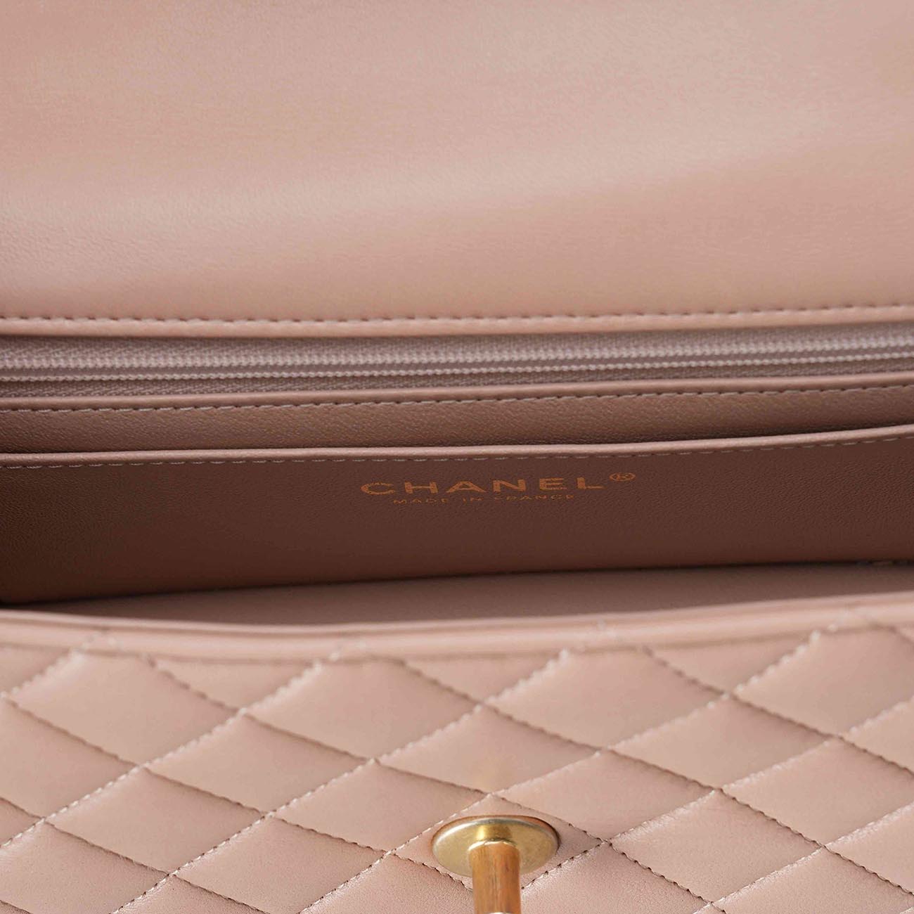 CHANEL(USED)샤넬 클래식 뉴미니 탑핸들