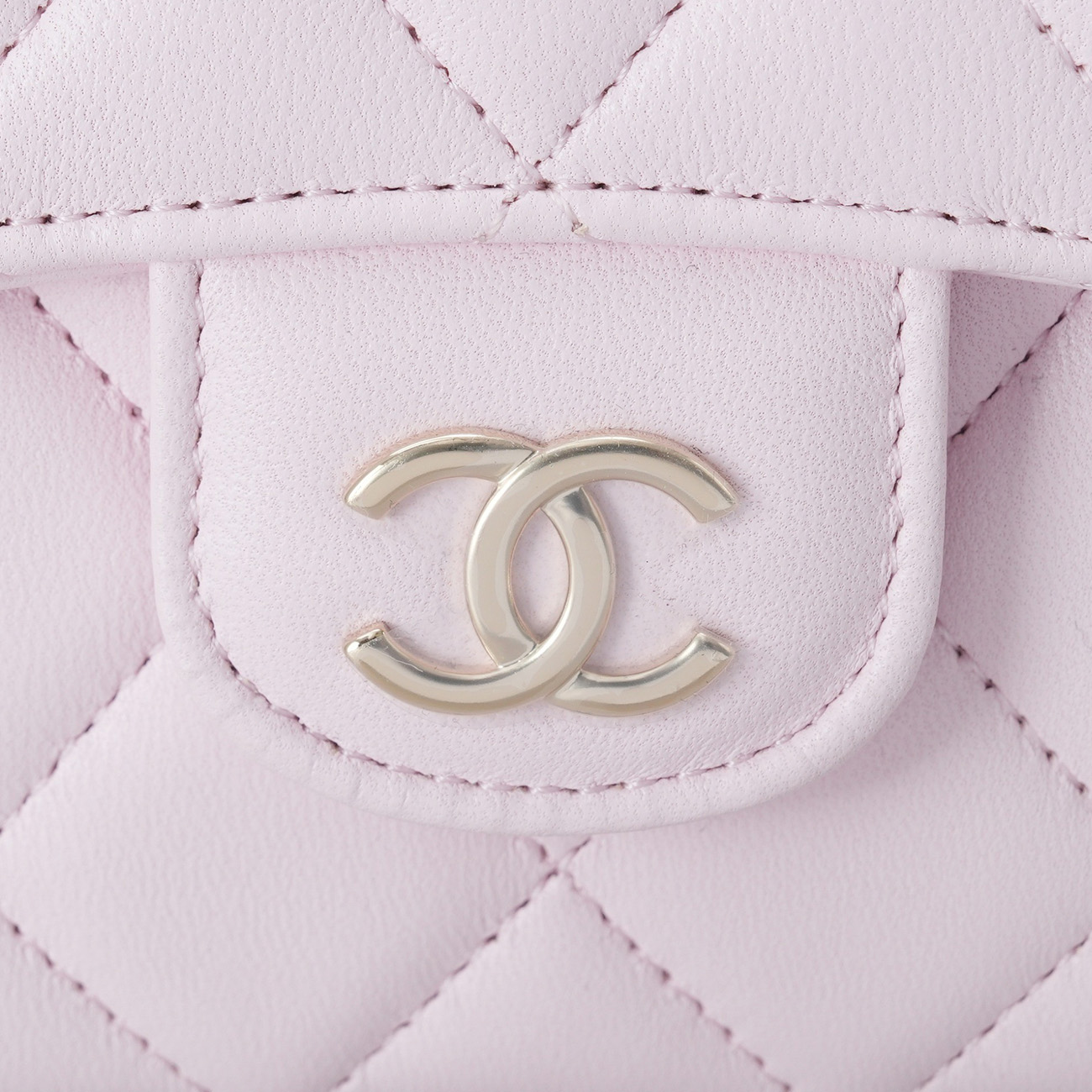 CHANEL(USED)샤넬 AP2682 램스킨 탑핸들 미니 베니티 크로스백