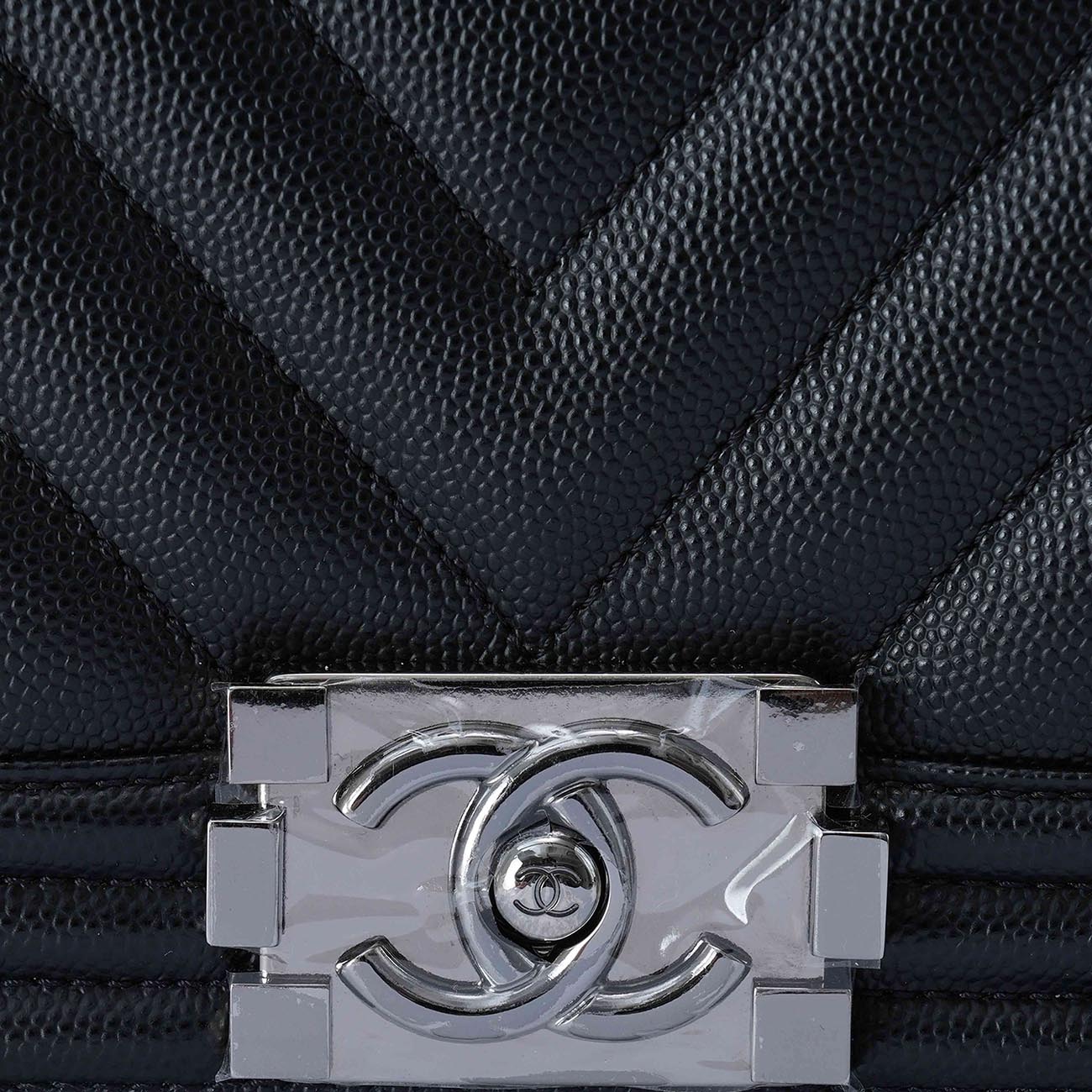 CHANEL(USED)샤넬 보이샤넬 쉐브론 캐비어 스몰