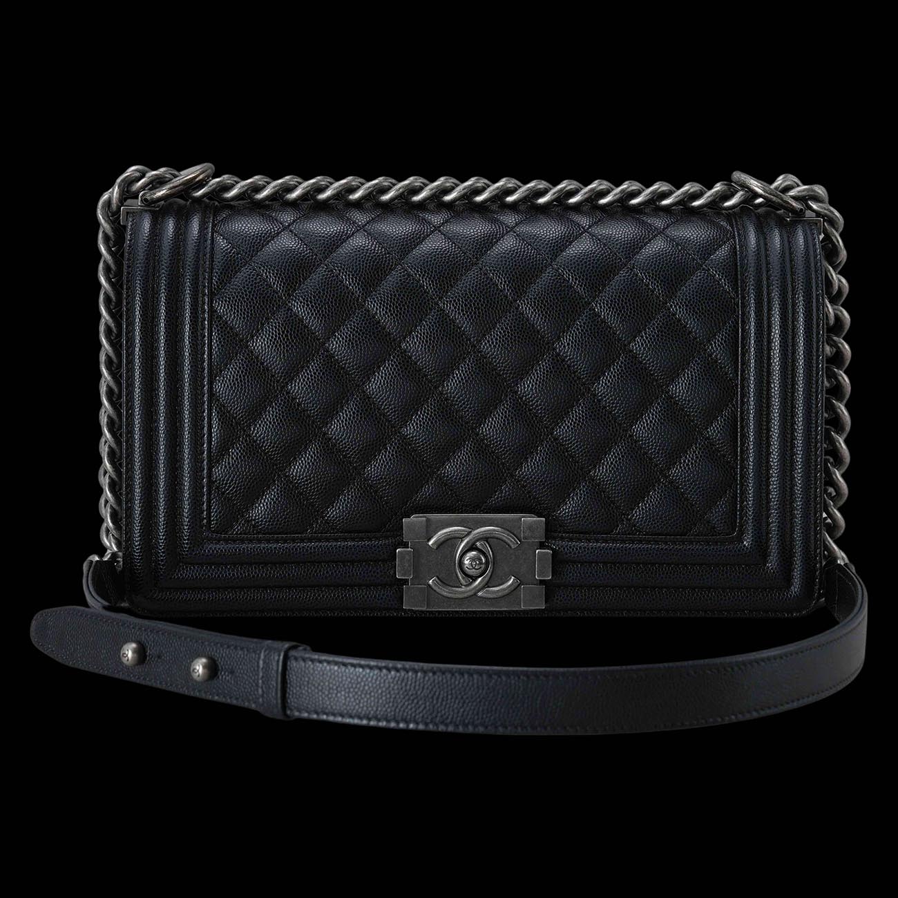 CHANEL(USED)샤넬 보이샤넬 캐비어 미듐 플랩백
