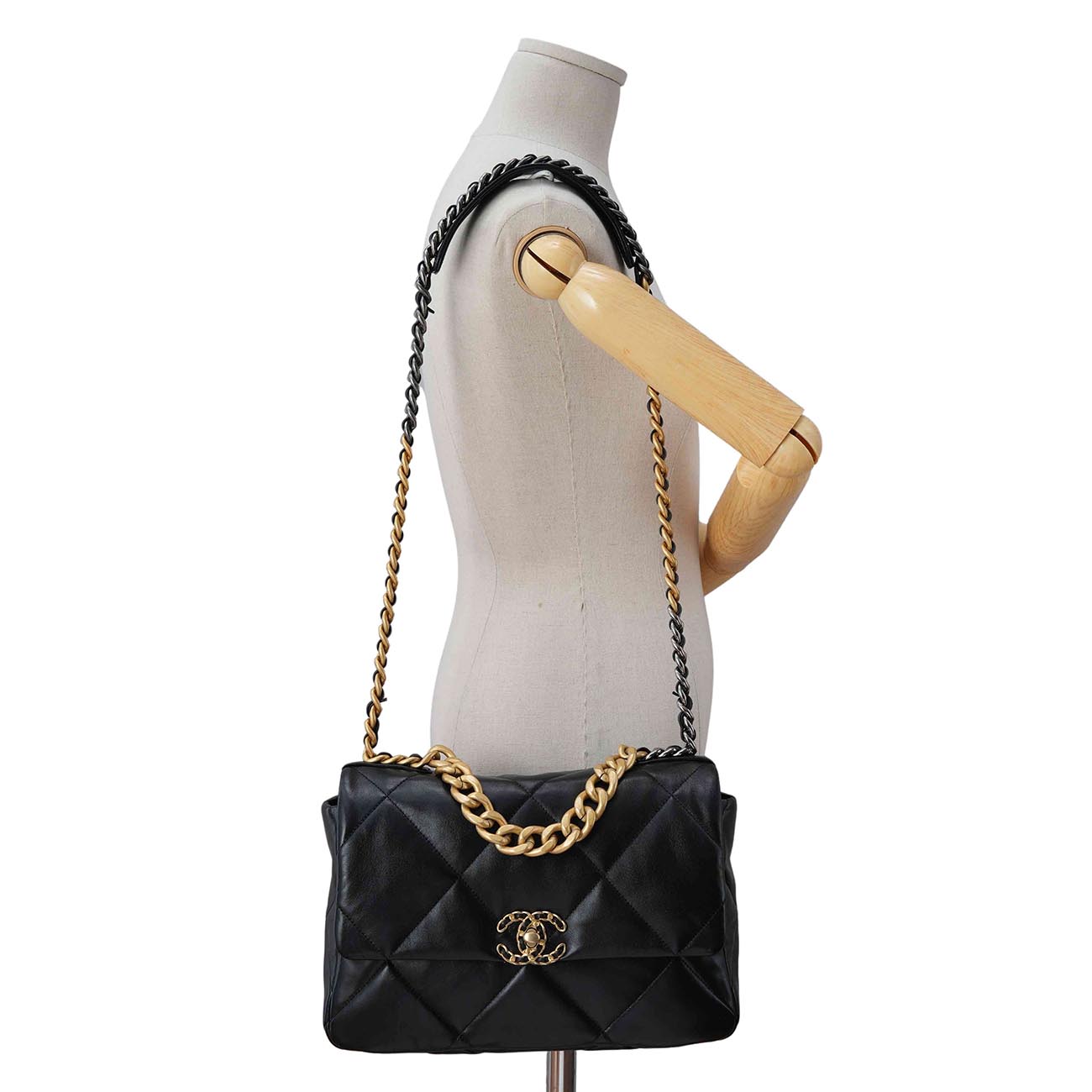 CHANEL(USED)샤넬 램스킨 19백 라지