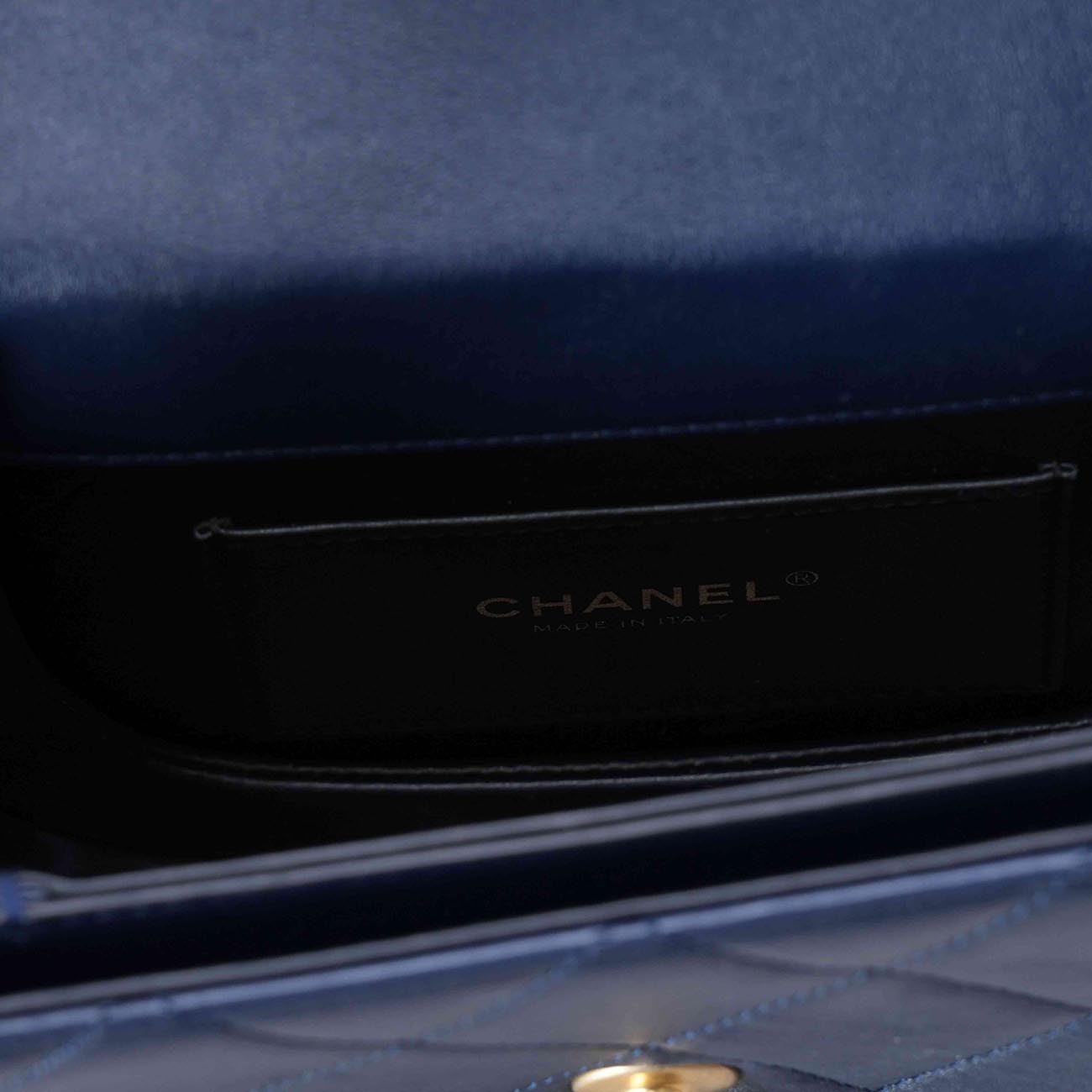 CHANEL(USED)샤넬 시즌 AS2484 미니 메신저백