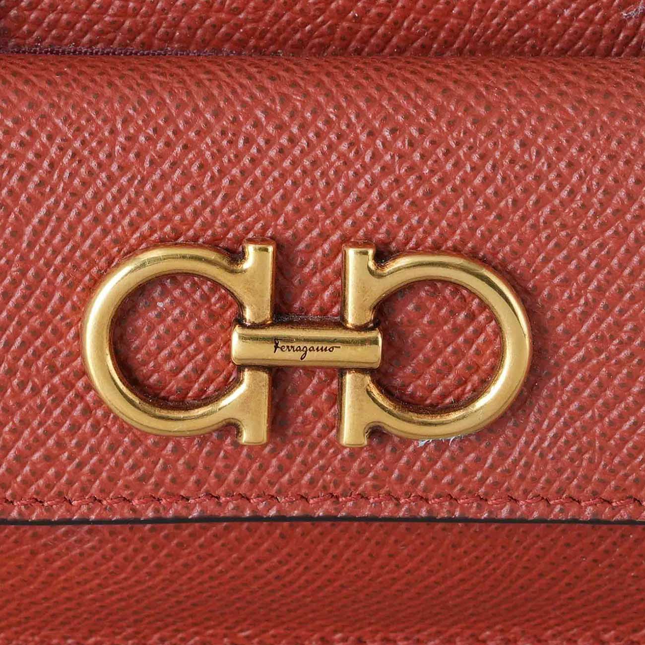 FERRAGAMO(USED)페라가모 22 0413 간치니 WOC