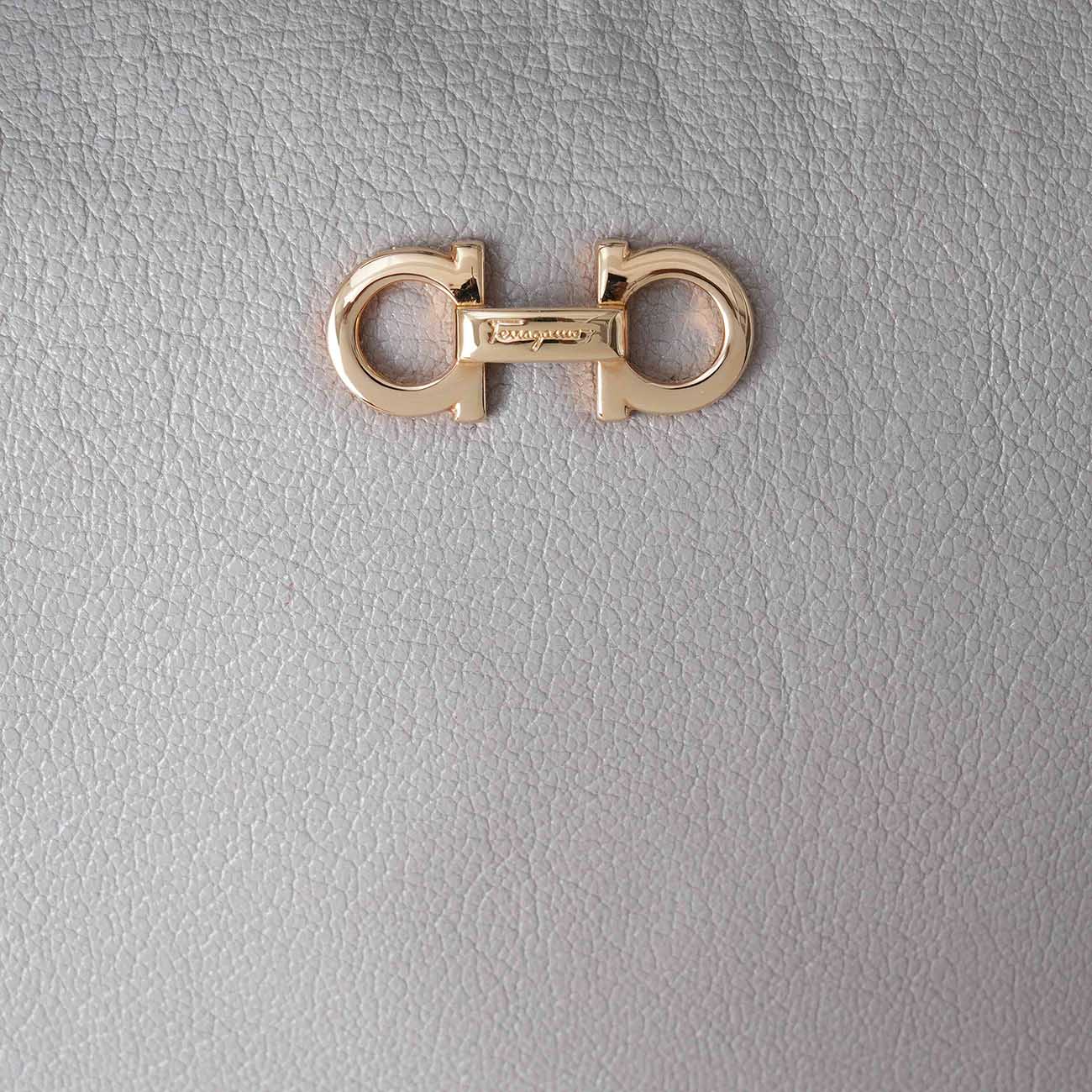 FERRAGAMO(USED)페라가모 21 C685 토트백