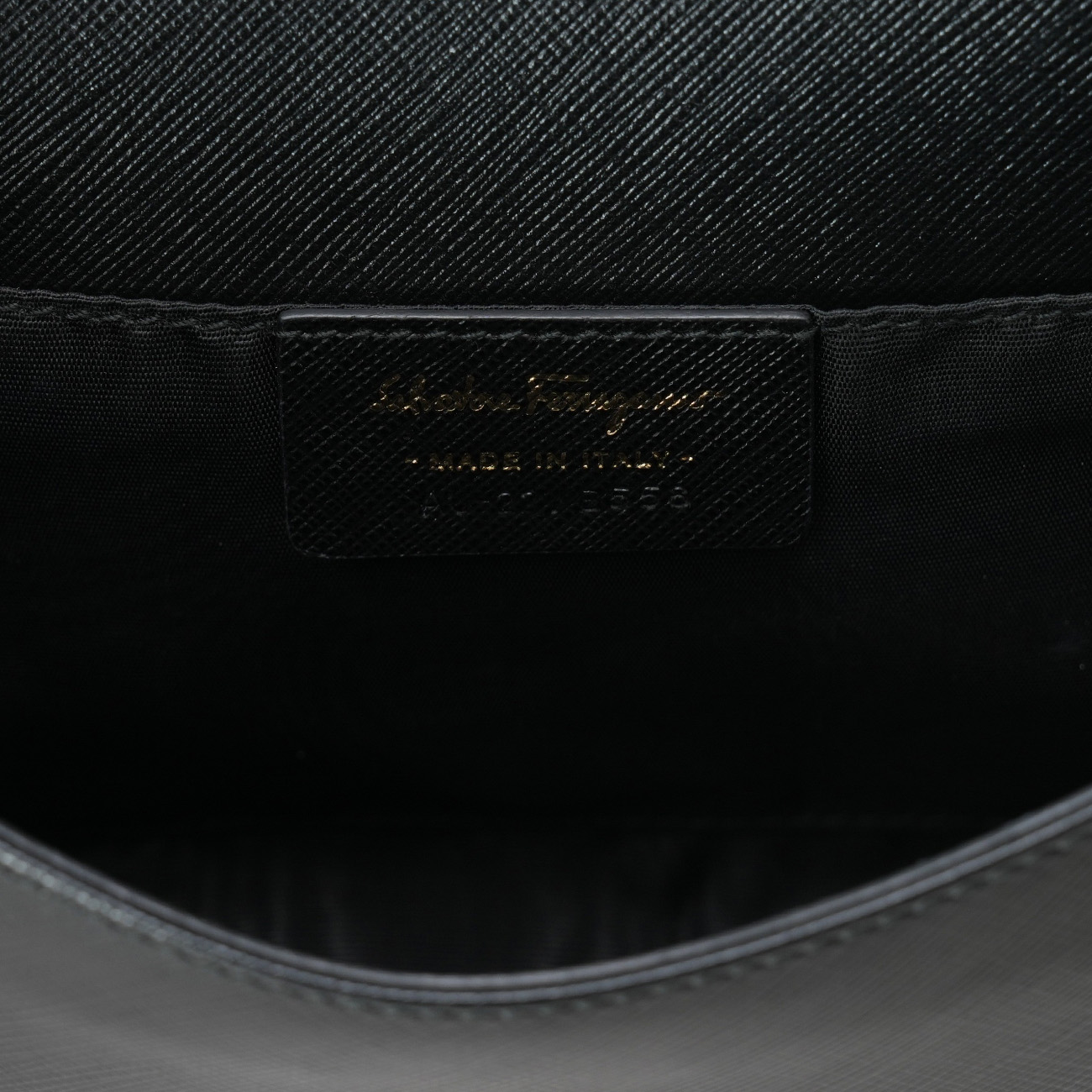 FERRAGAMO(USED)페레가모 바라리본 체인 숄더백