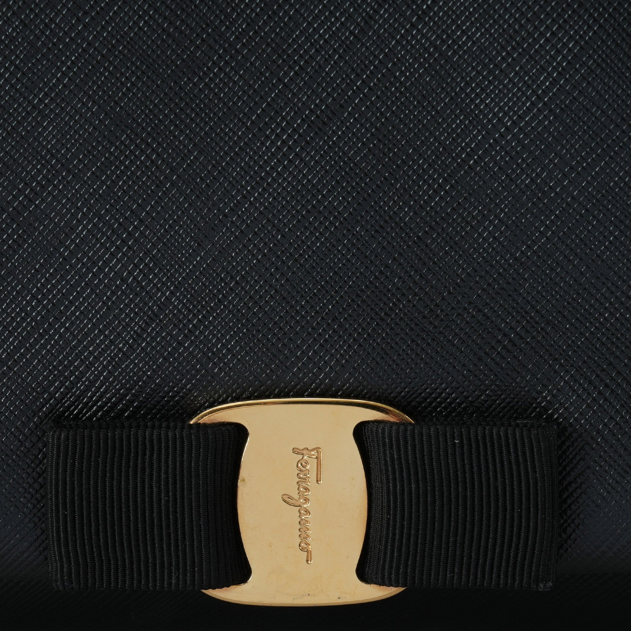 FERRAGAMO(USED)페레가모 바라리본 체인 크로스백