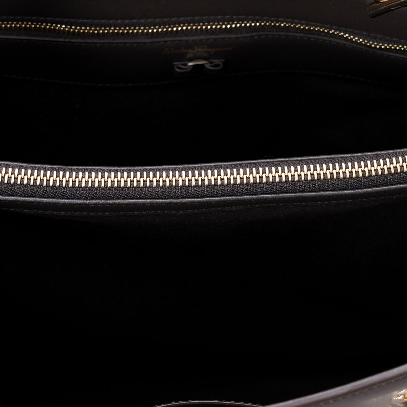 FERRAGAMO(USED)페레가모 숄더백