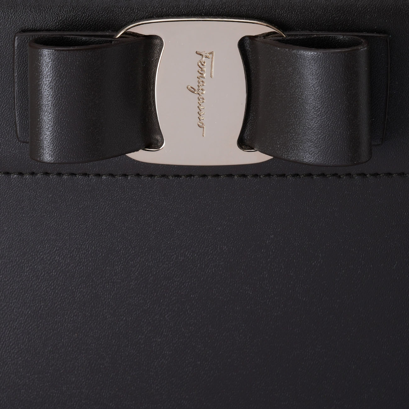 FERRAGAMO(USED)페레가모 숄더백