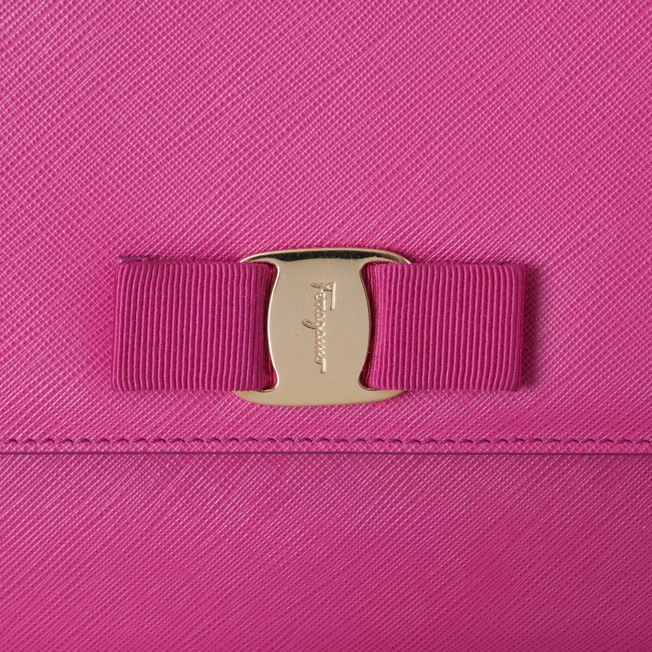 FERRAGAMO(USED)페레가모 간치니 바라리본 체인백