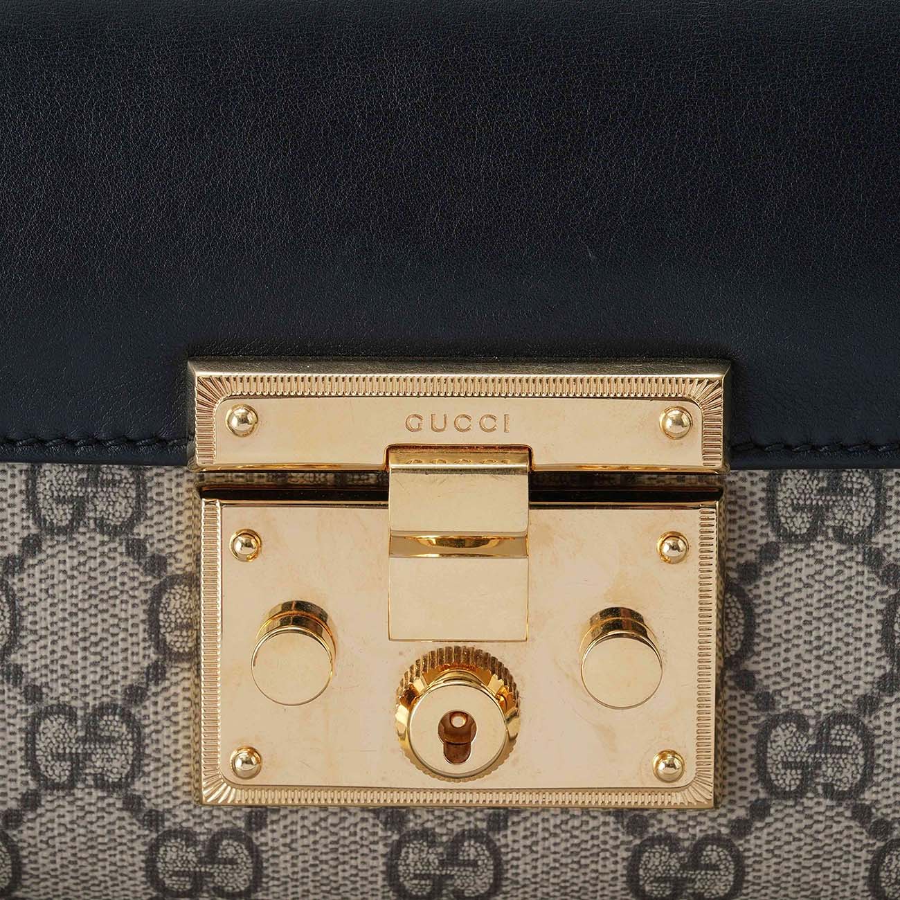 GUCCI(USED)구찌 409487 패들락 스몰 체인 숄더백