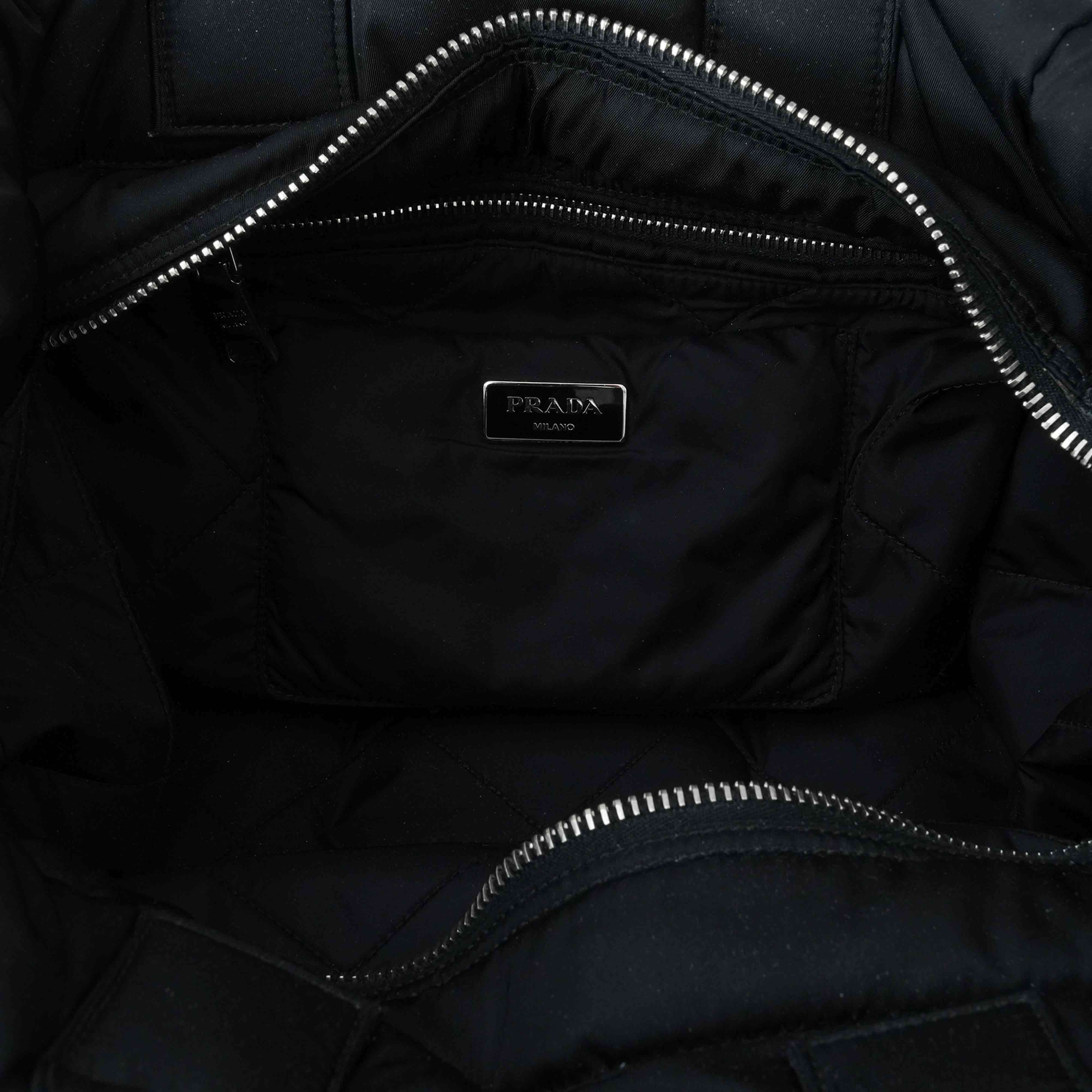 PRADA(USED)프라다 BN2616 봄버 패딩백