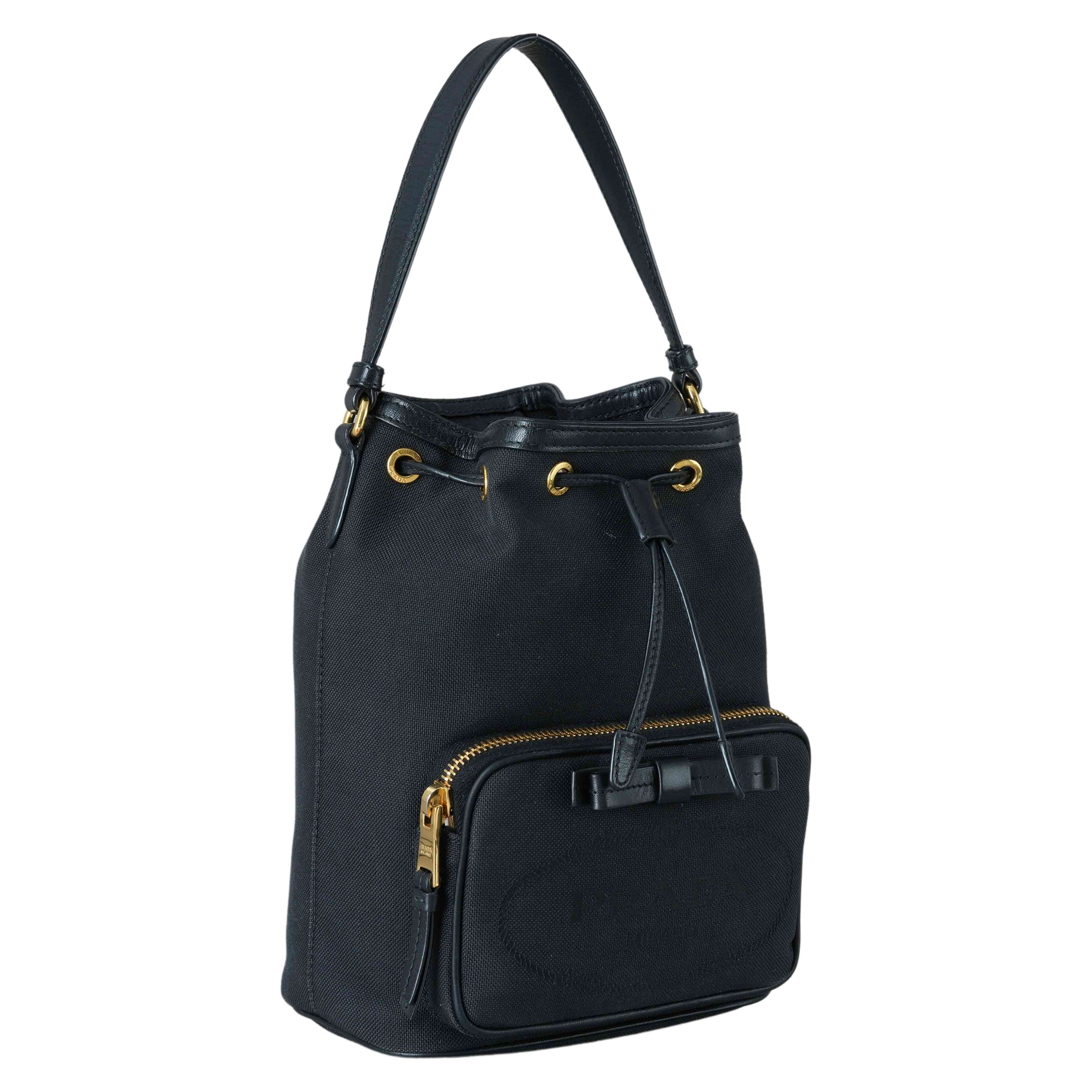 PRADA(USED)프라다 1BH038 블랙 레더 버킷백