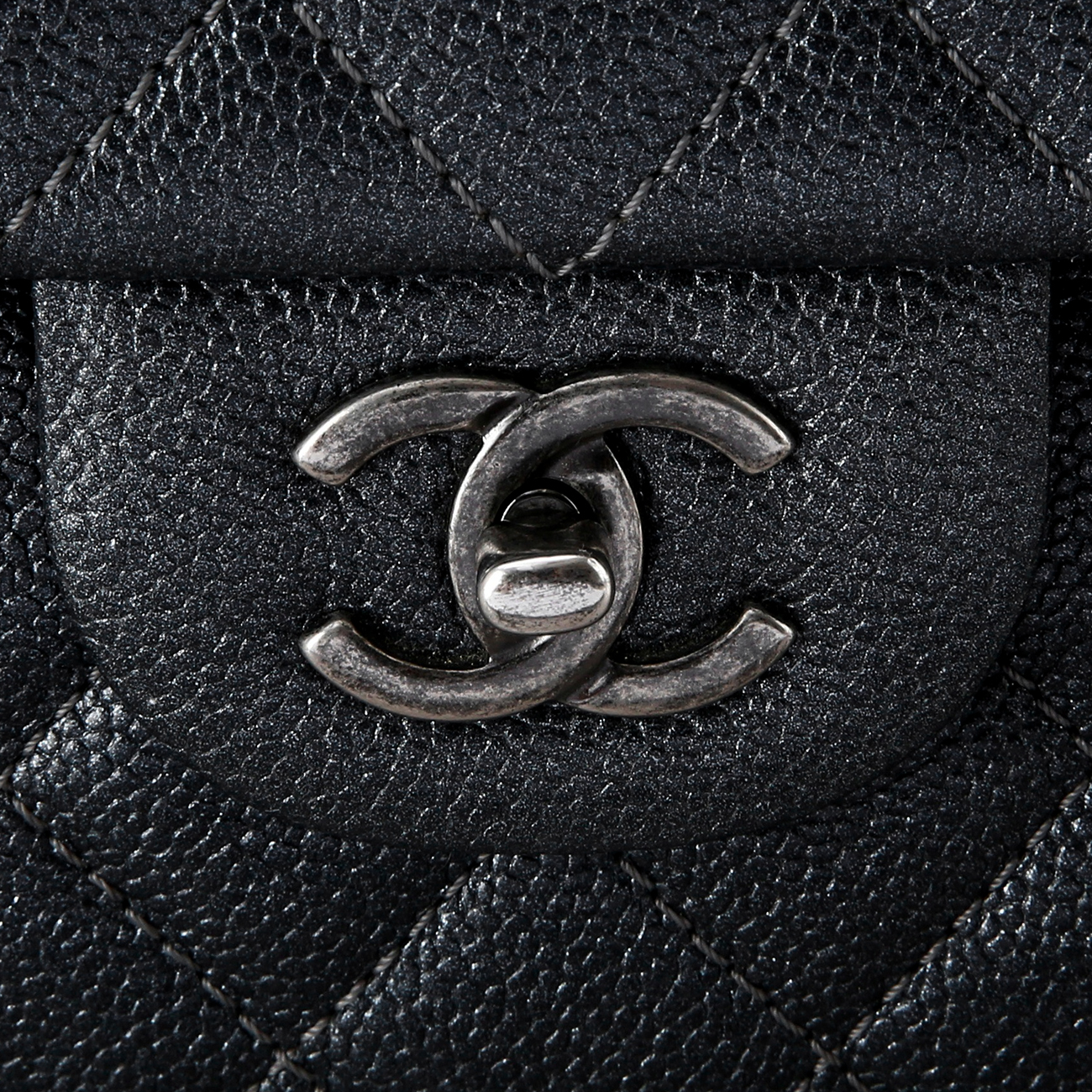 CHANEL(USED)샤넬 클래식 캐비어 라지 플랩백