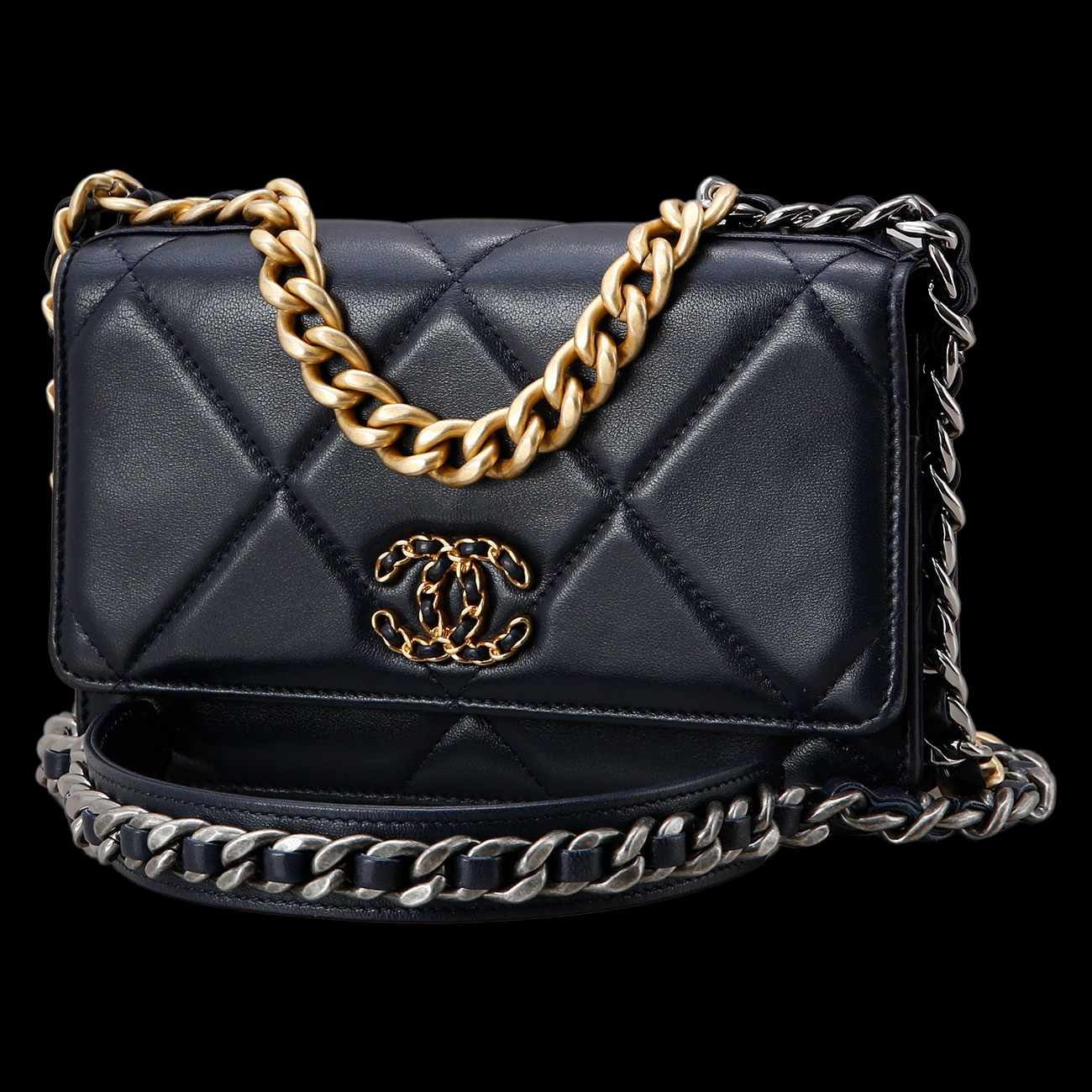 CHANEL(USED)샤넬 19 WOC