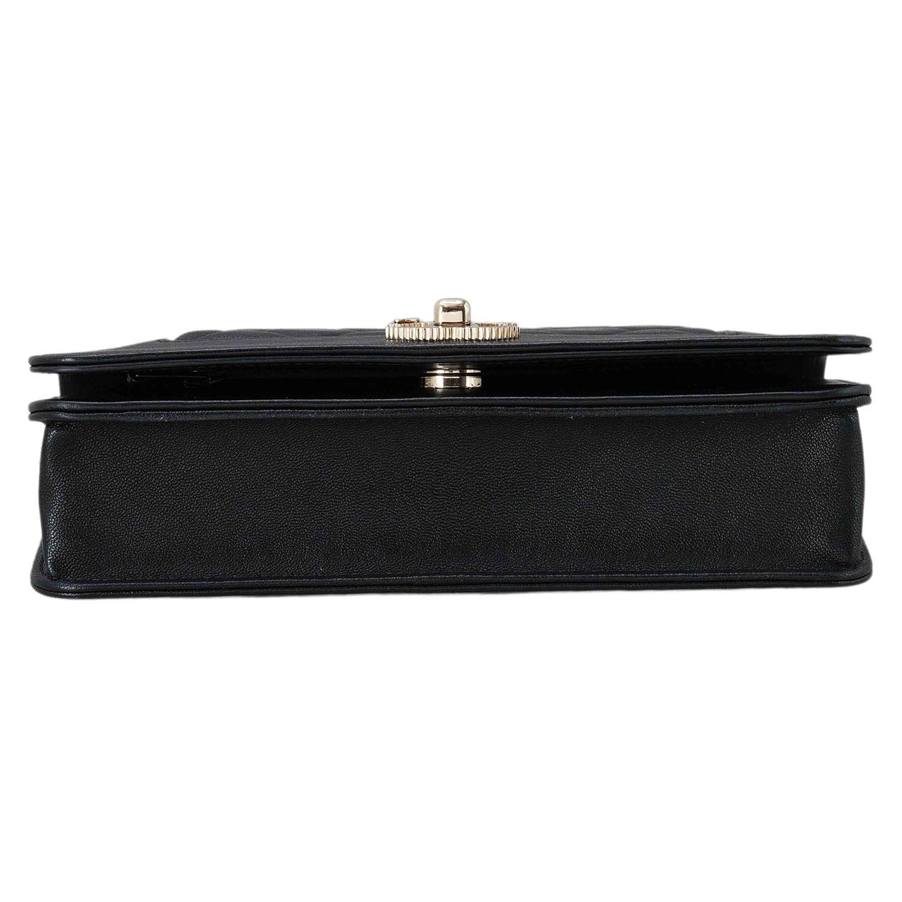 CHANEL(USED)샤넬 A80972 마드모아젤 쉐브론 WOC