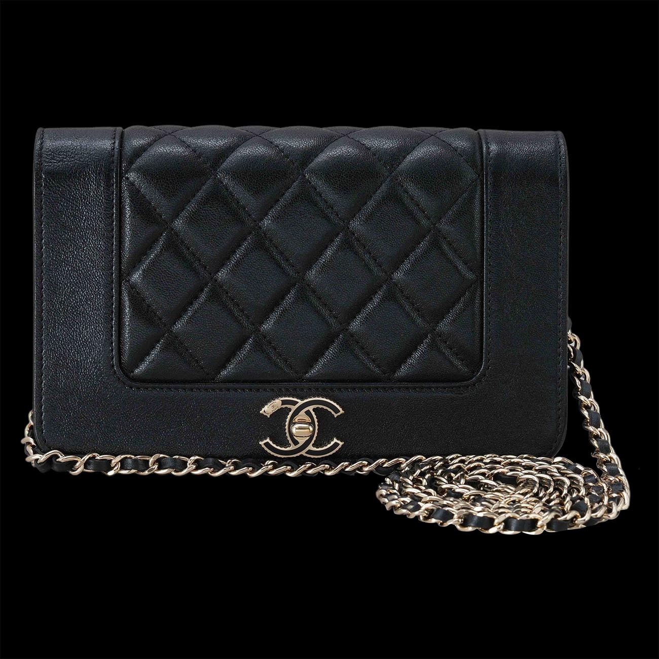 CHANEL(USED)샤넬 A80972 마드모아젤 쉐브론 WOC