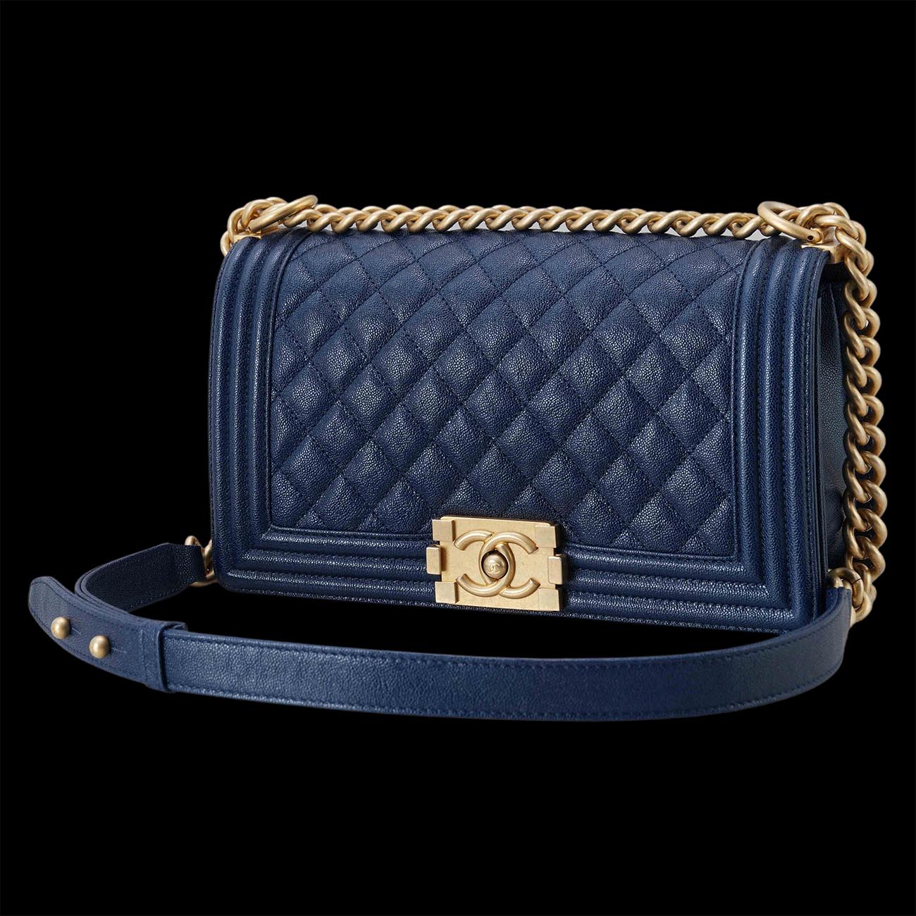 CHANEL(USED)샤넬 보이샤넬 캐비어 미듐 금장