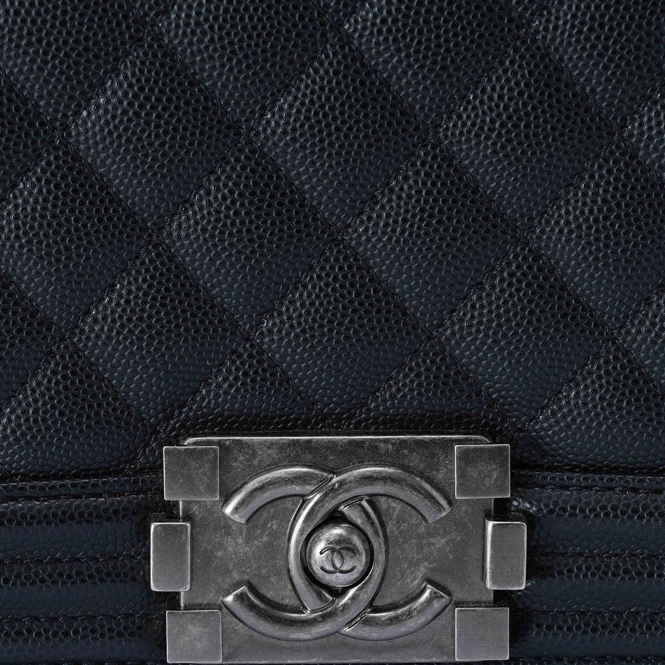 CHANEL(USED)샤넬 캐비어 보이샤넬 미듐 플랩백