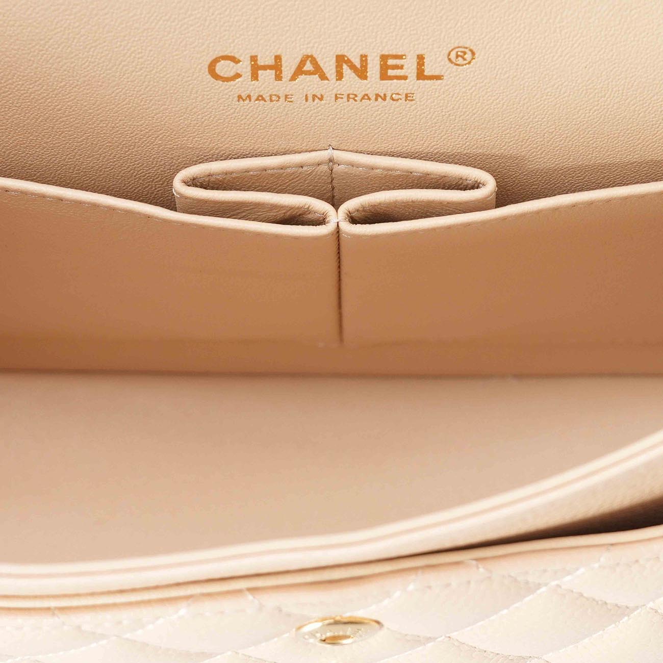 CHANEL(USED)샤넬 클래식 캐비어 미듐 플랩백