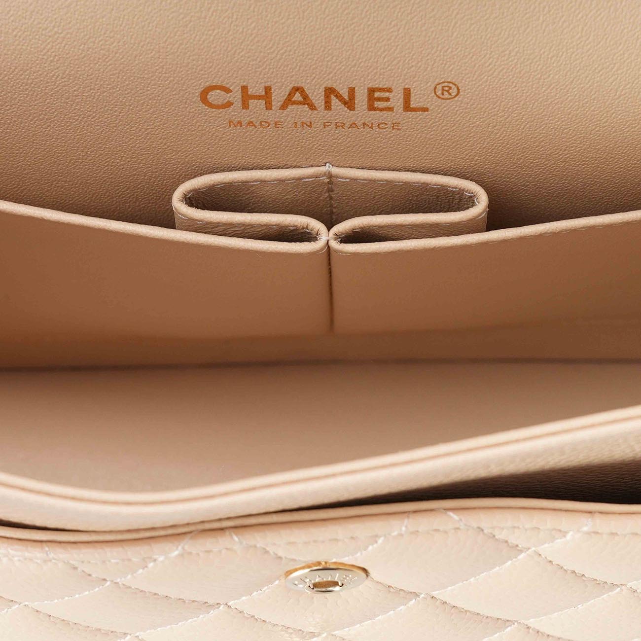 CHANEL(USED)샤넬 캐비어 클래식 미듐 플랩백