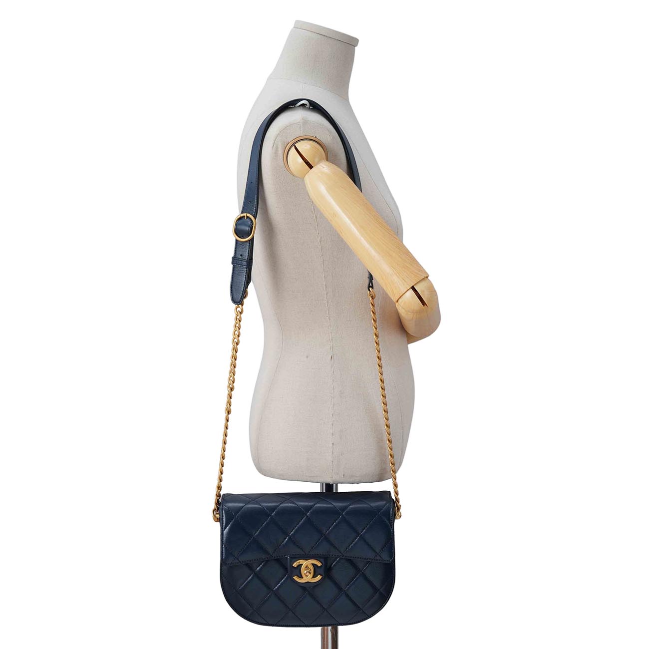 CHANEL(USED)샤넬 시즌 클래식 플랩백