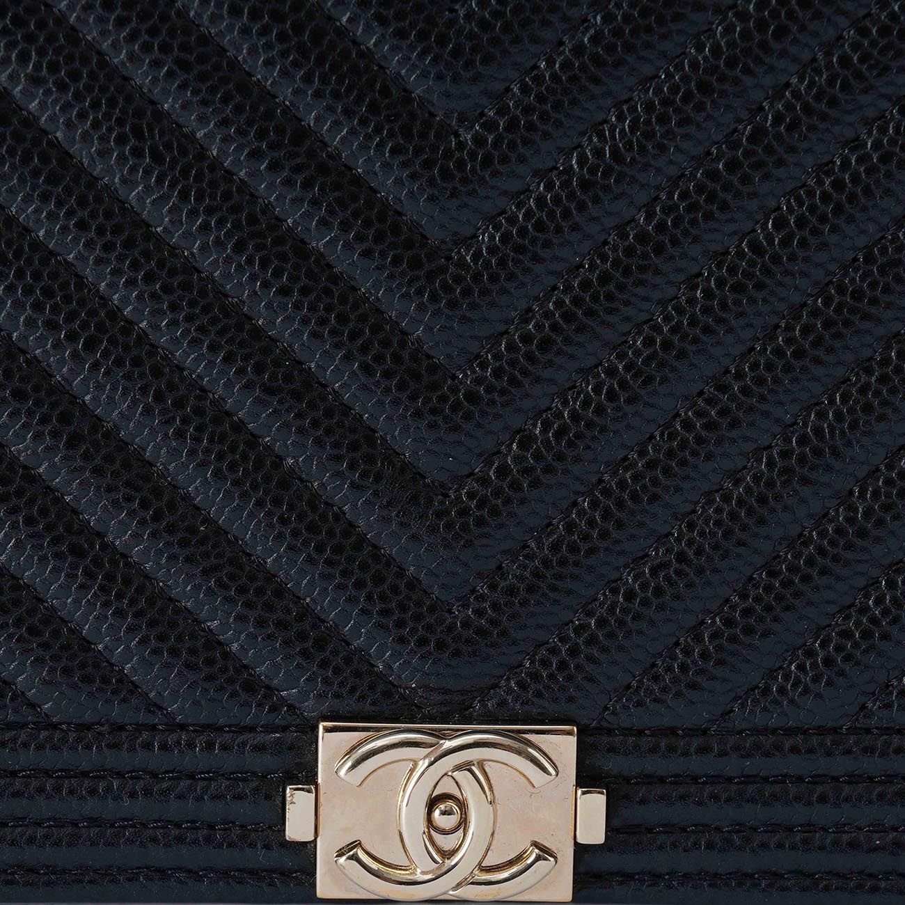 CHANEL(USED)샤넬 캐비어 쉐브론 블랙 WOC 플랩백