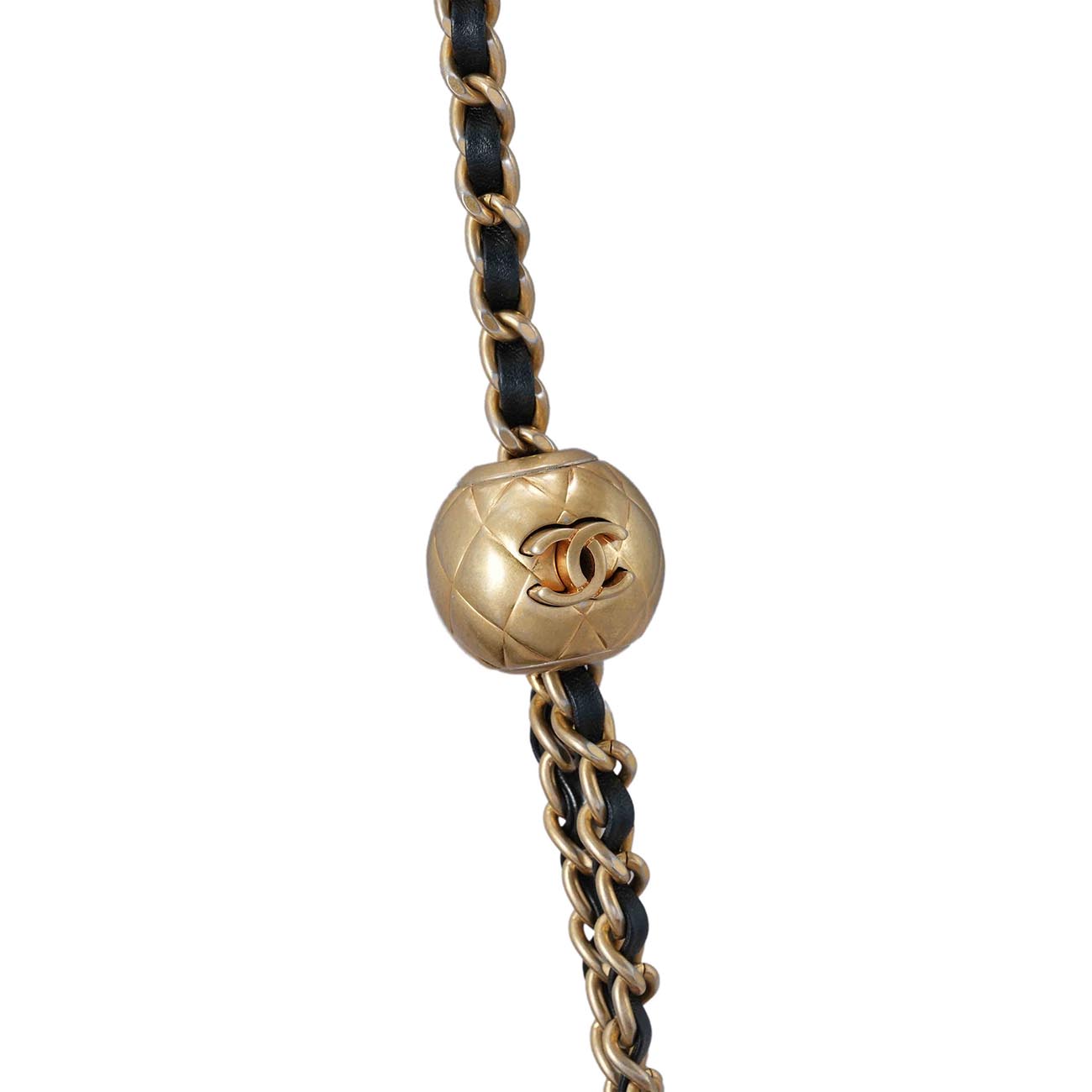 CHANEL(USED)샤넬 클래식 뉴미니 골든볼 플랩백