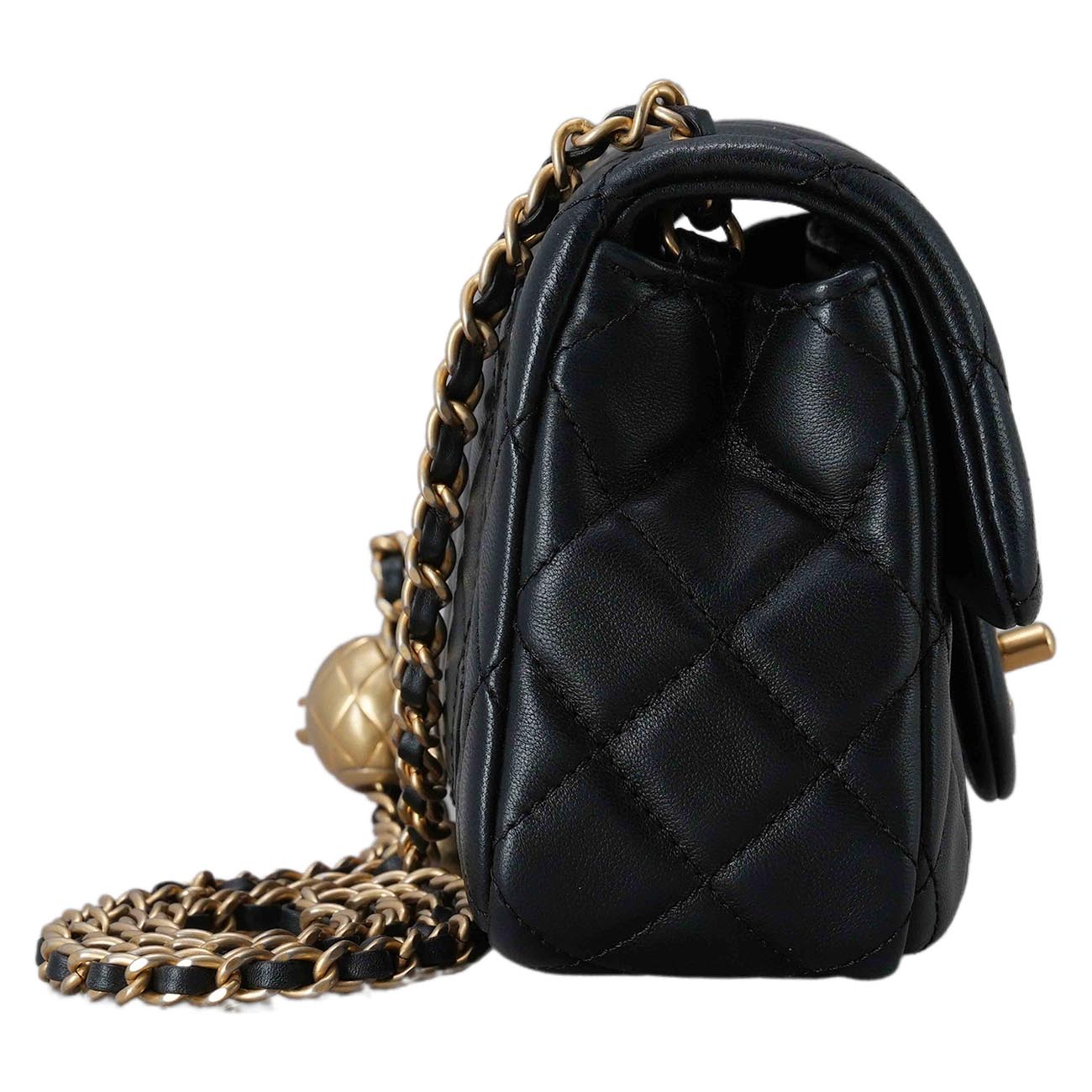 CHANEL(USED)샤넬 클래식 뉴미니 골든볼 플랩백