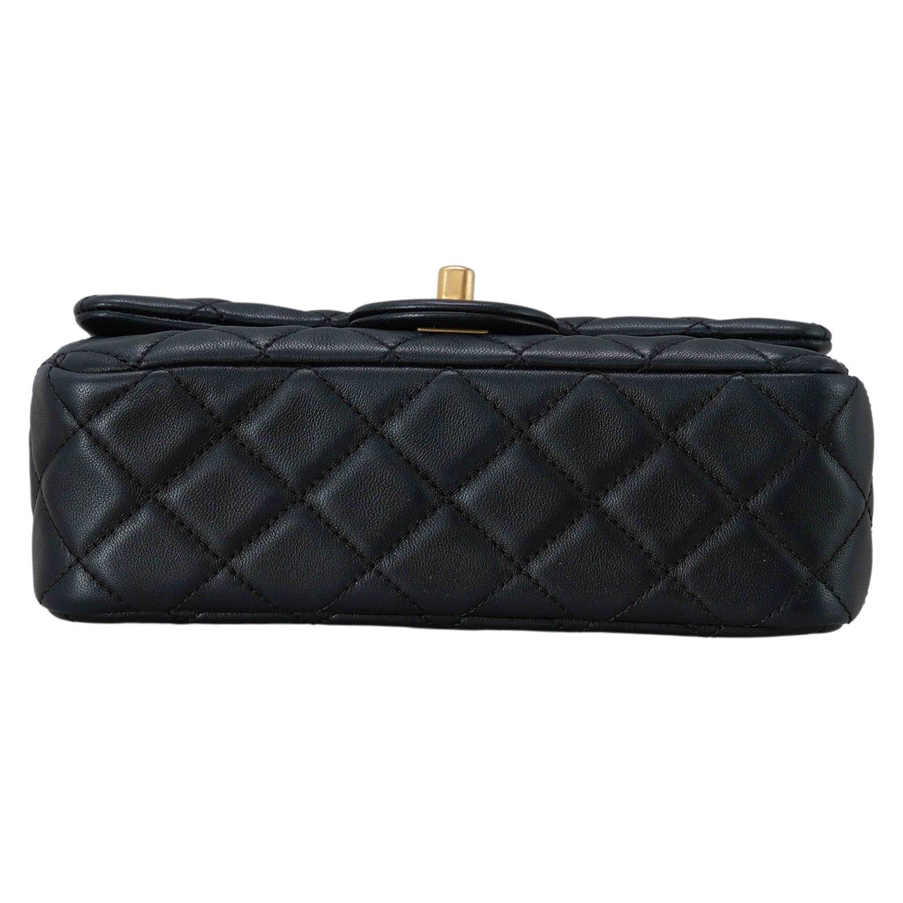 CHANEL(USED)샤넬 클래식 뉴미니 골든볼 플랩백