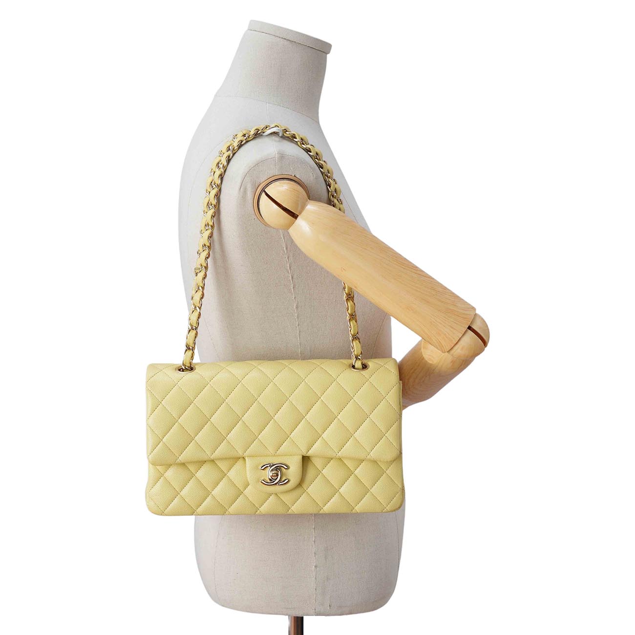 CHANEL(USED)샤넬 캐비어 클래식 미듐 플랩백