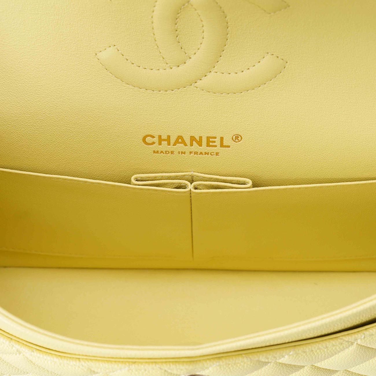 CHANEL(USED)샤넬 캐비어 클래식 미듐 플랩백