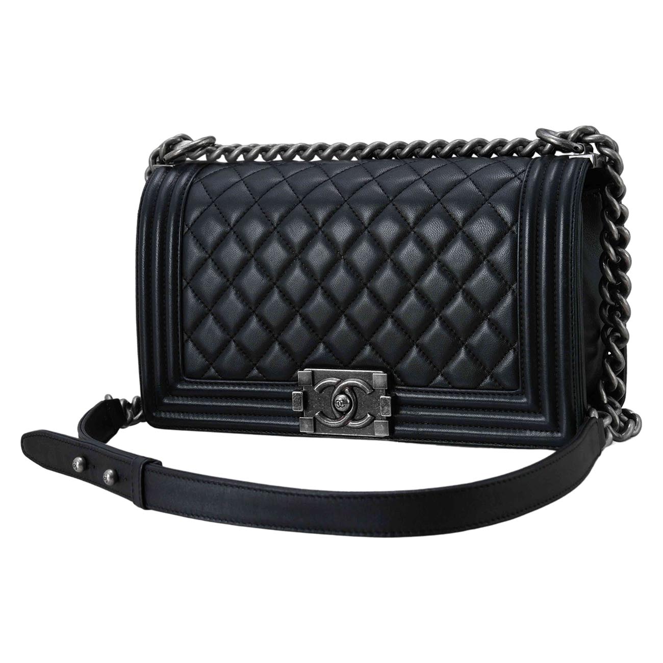 CHANEL(USED)샤넬 램스킨 보이샤넬 미듐 플랩백