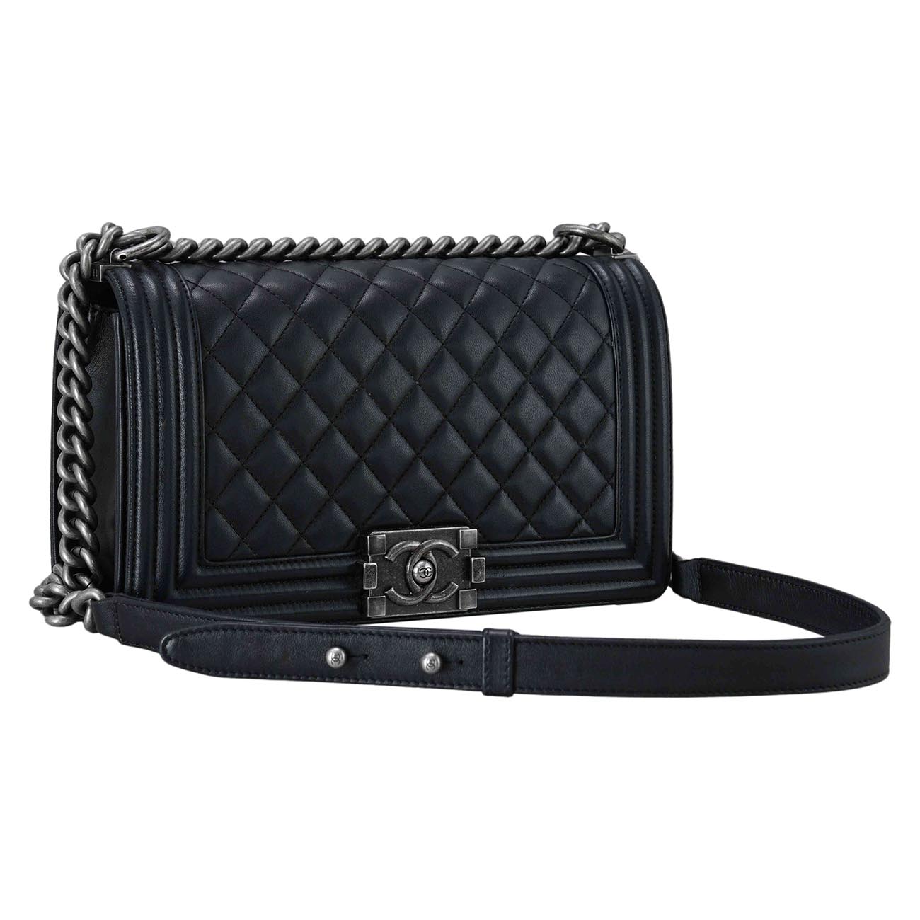 CHANEL(USED)샤넬 램스킨 보이샤넬 미듐 플랩백