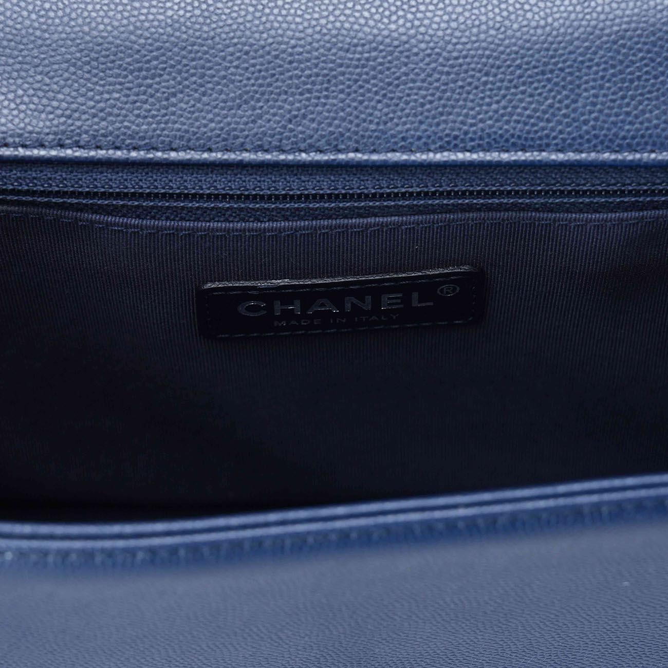 CHANEL(USED)샤넬 캐비어 쉐브론 보이샤넬 라지 플랩백