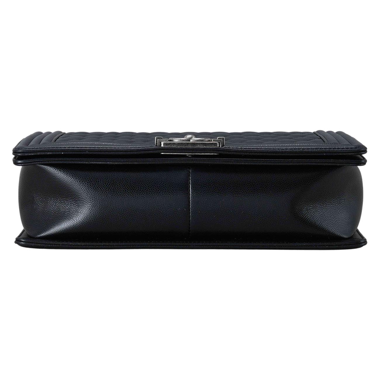 CHANEL(USED)샤넬 캐비어 클래식 보이샤넬 라지 플랩백