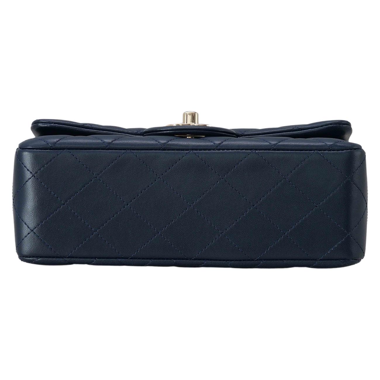 CHANEL(USED)샤넬 클래식 뉴미니 플랩백