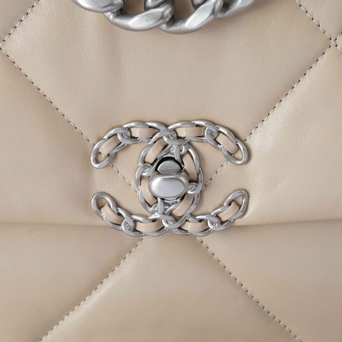 CHANEL(USED)샤넬 19백 미듐