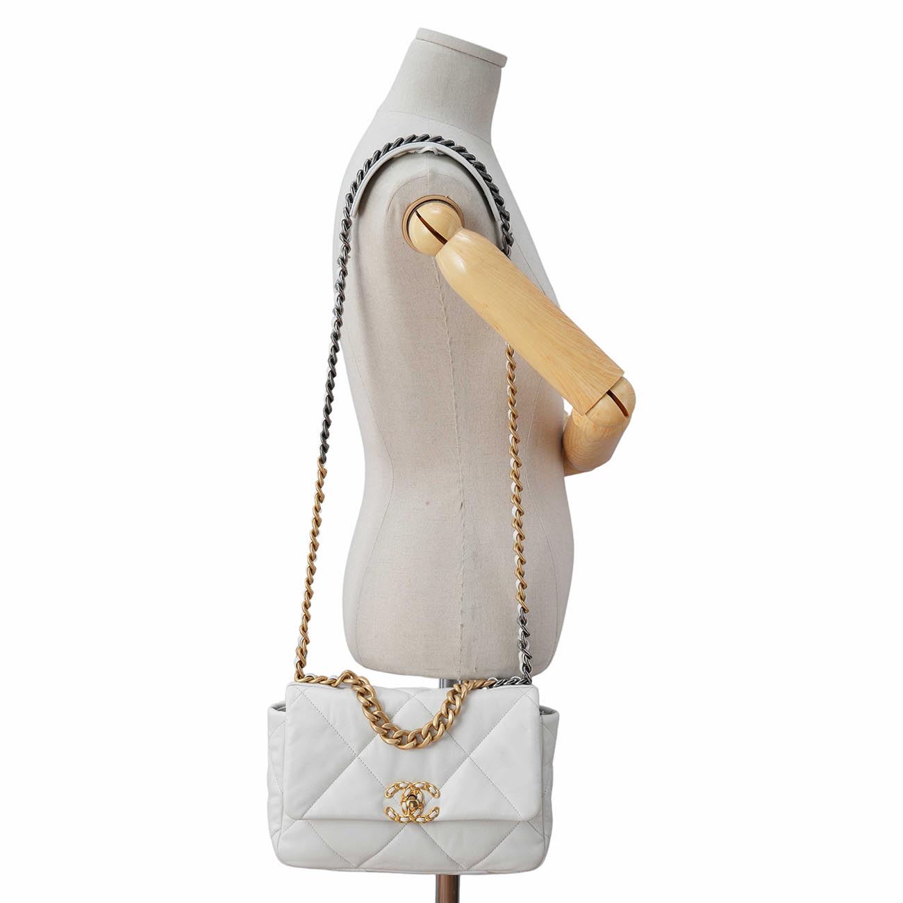 CHANEL(USED)샤넬 19백 미듐