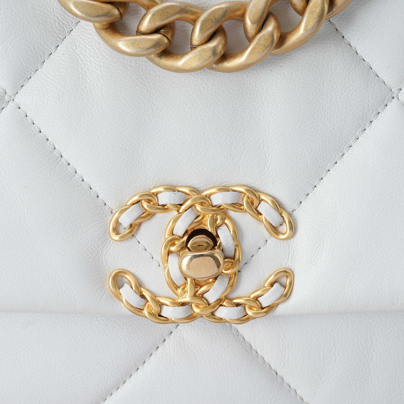 CHANEL(USED)샤넬 19백 미듐