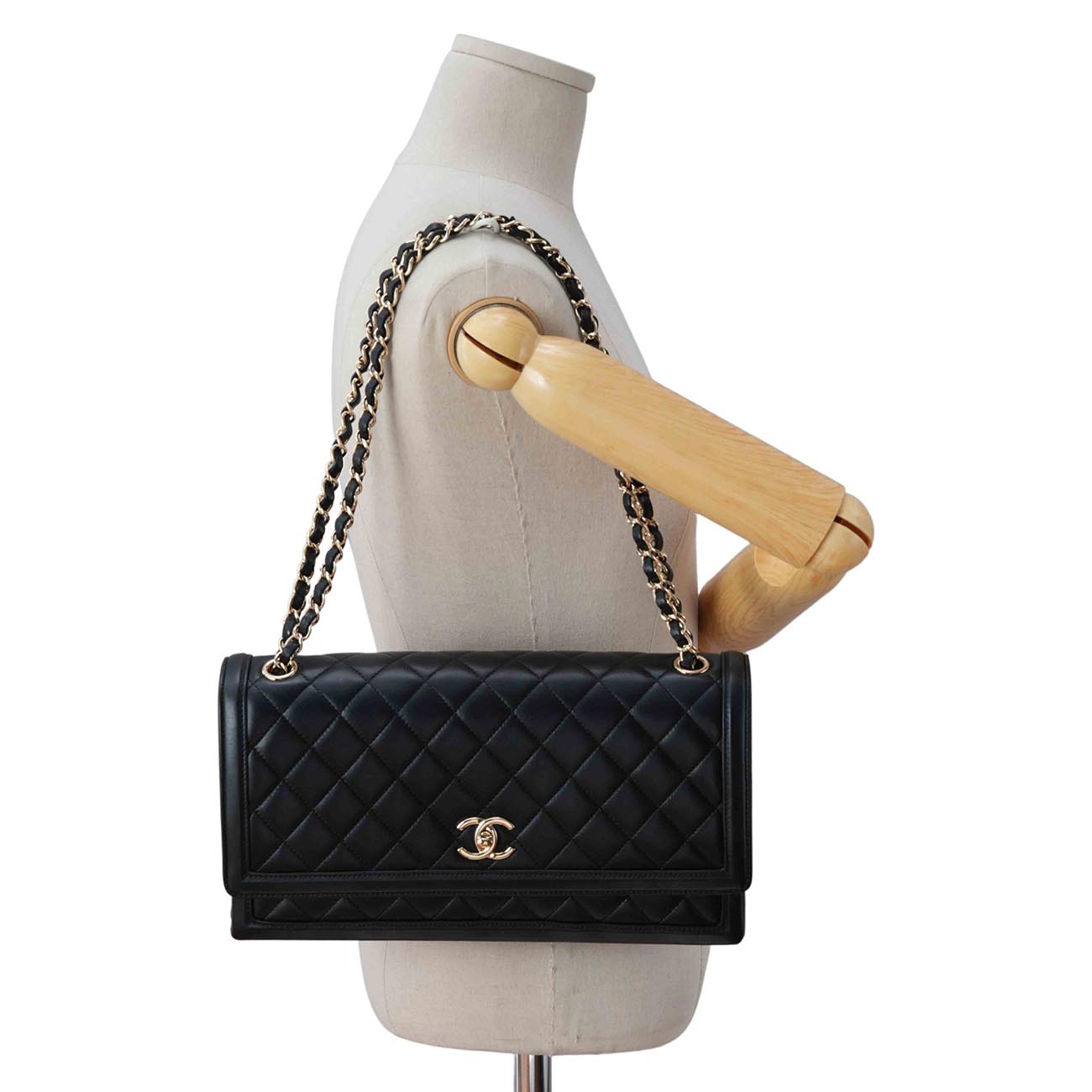 CHANEL(USED)샤넬 시즌 램스킨 플랩 체인백
