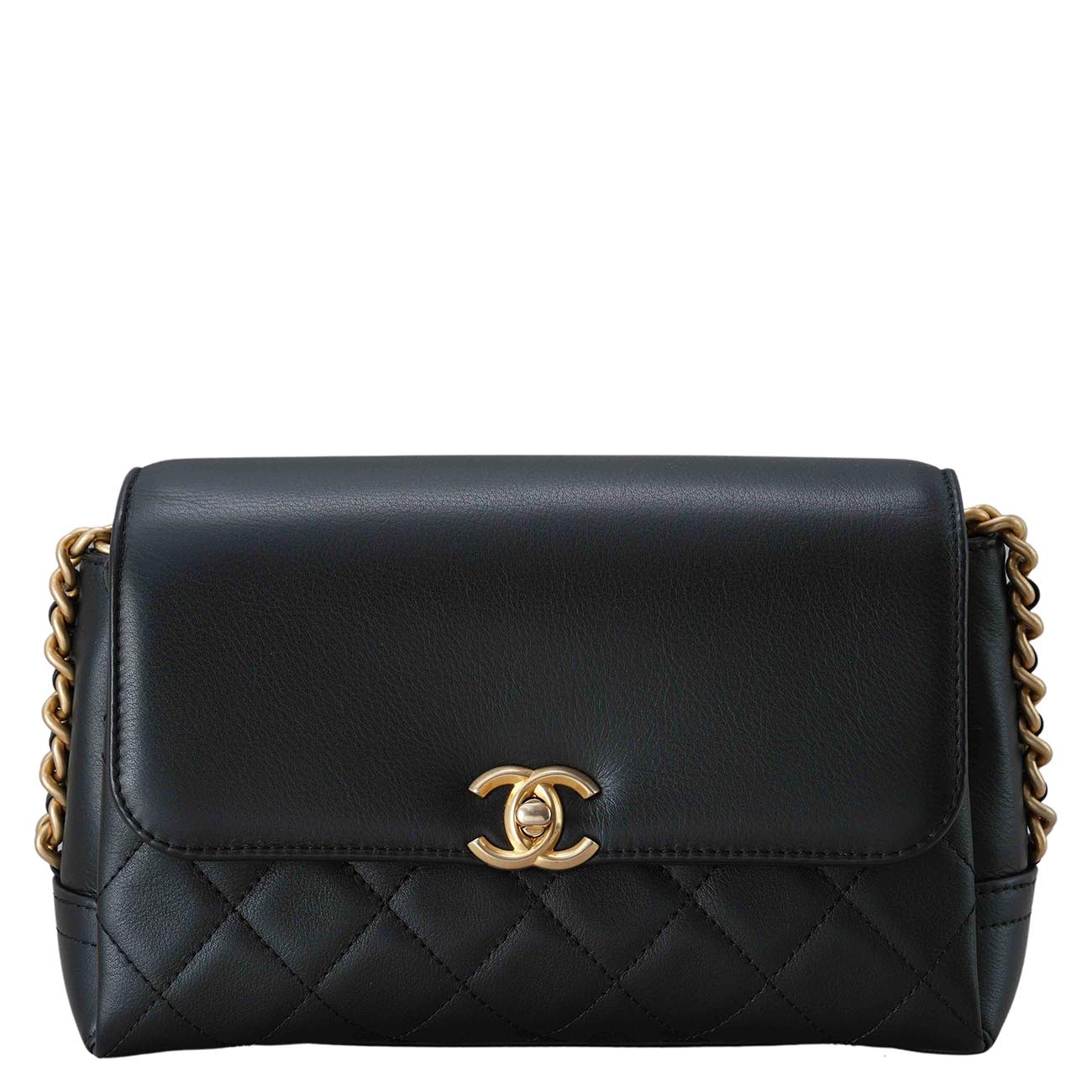 CHANEL(USED)샤넬 시즌 CC로고 체인 플랩백