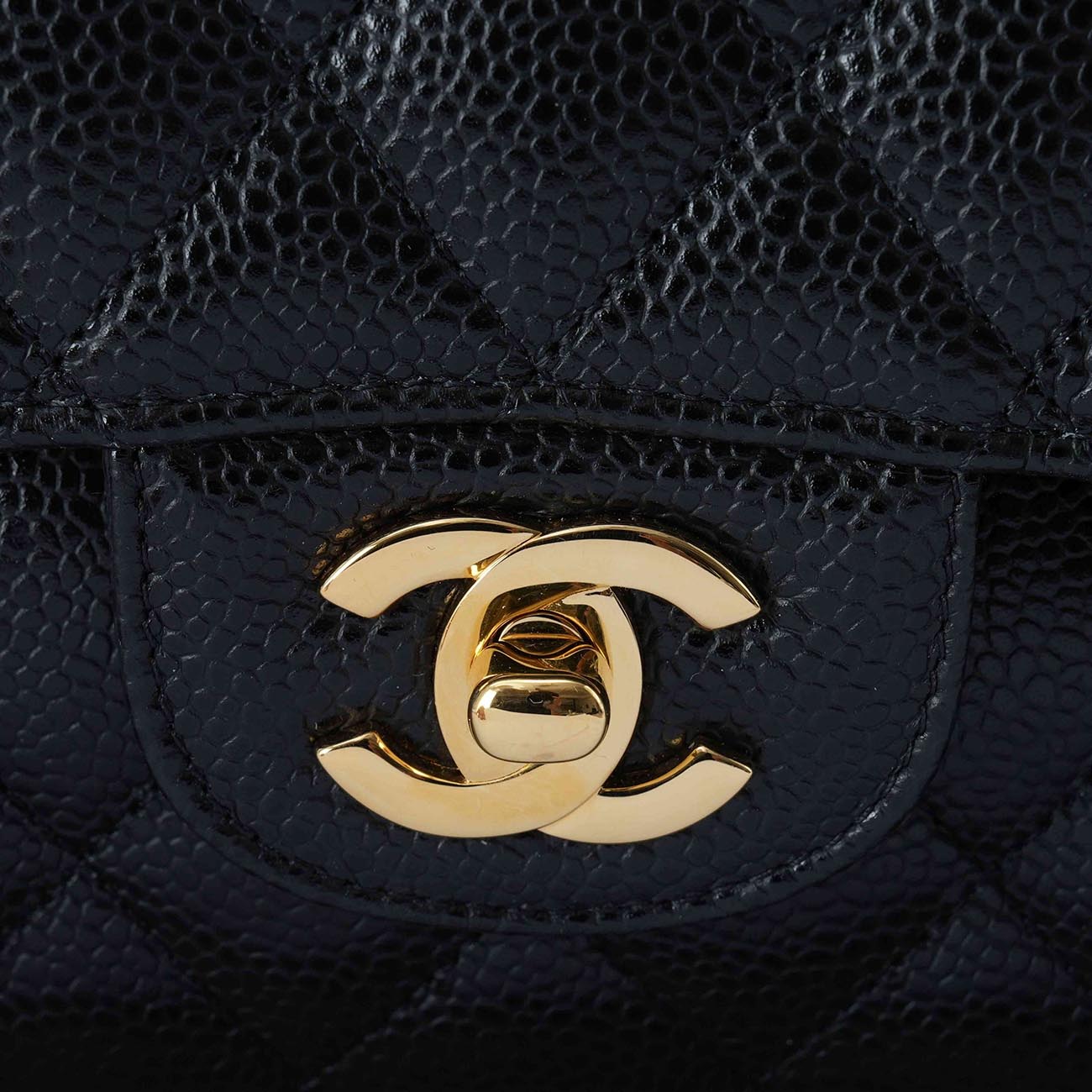 CHANEL(USED)샤넬 캐비어 클래식 미듐 플랩백