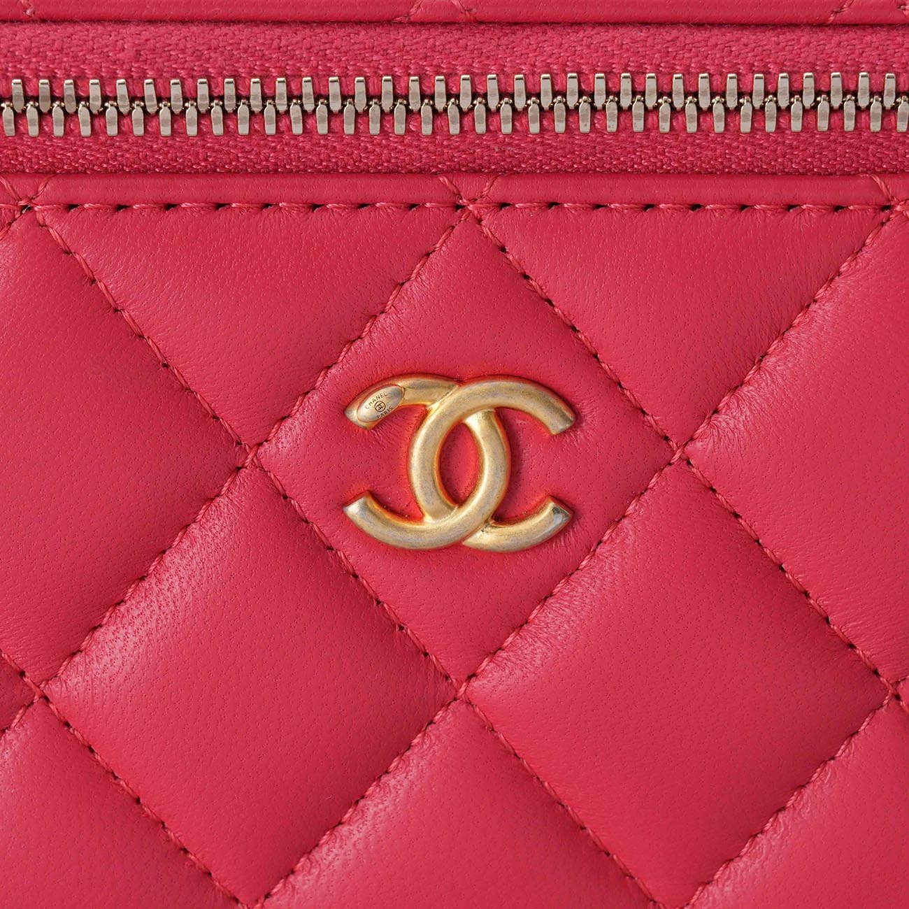 CHANEL(USED)샤넬 AP2303 베니티 골든볼