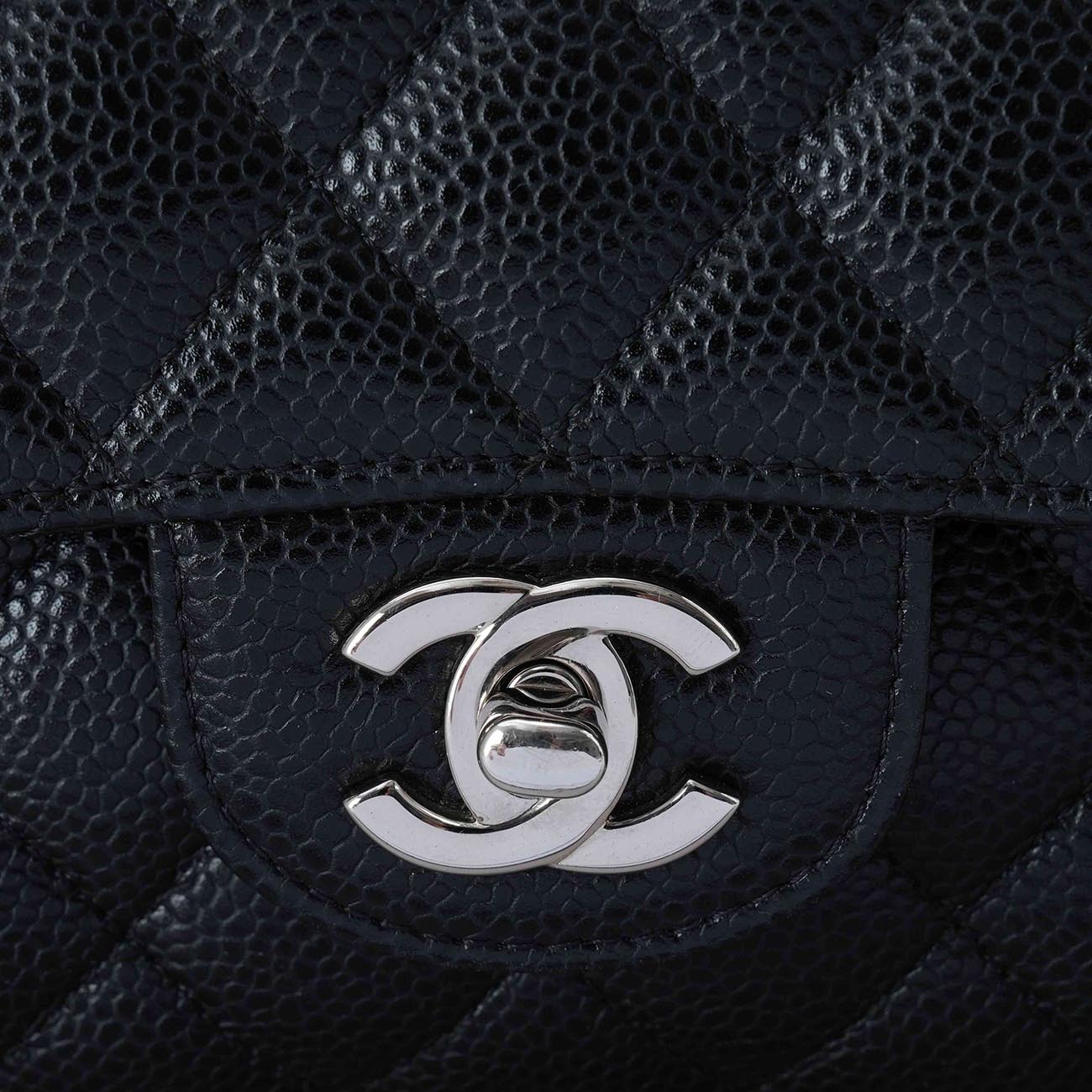 CHANEL(USED)샤넬 캐비어 클래식 미듐 플랩백