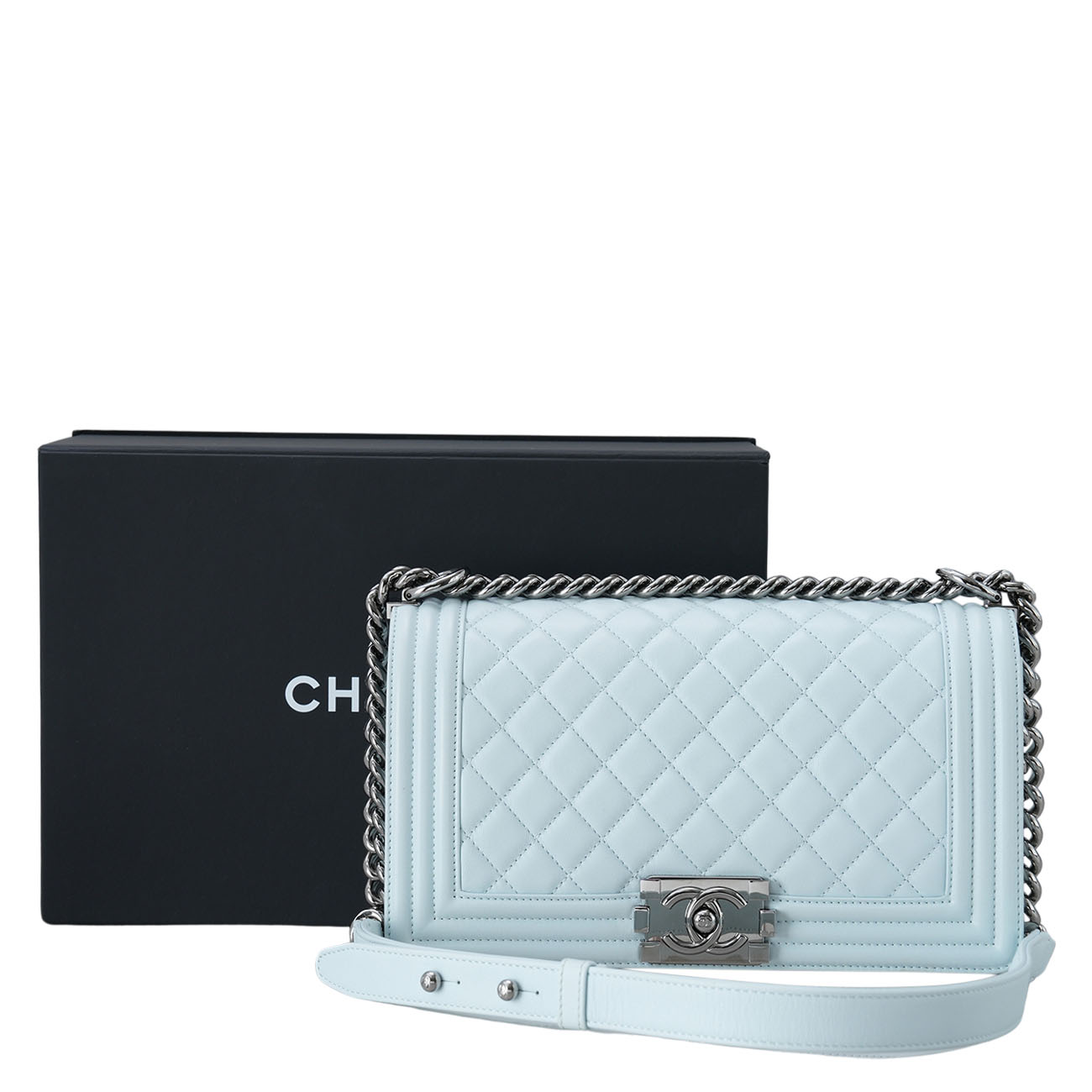 CHANEL(USED)샤넬 A67086 보이샤넬 미듐 플랩백