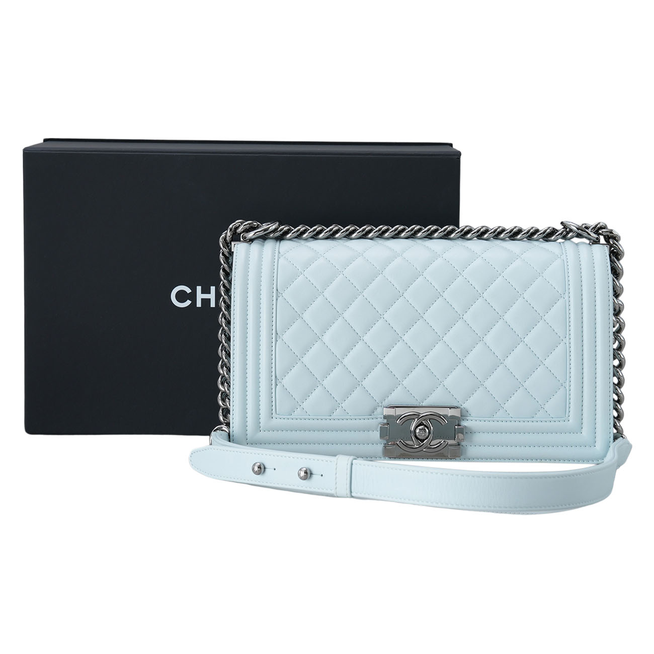 CHANEL(USED)샤넬 A67086 보이샤넬 미듐 플랩백